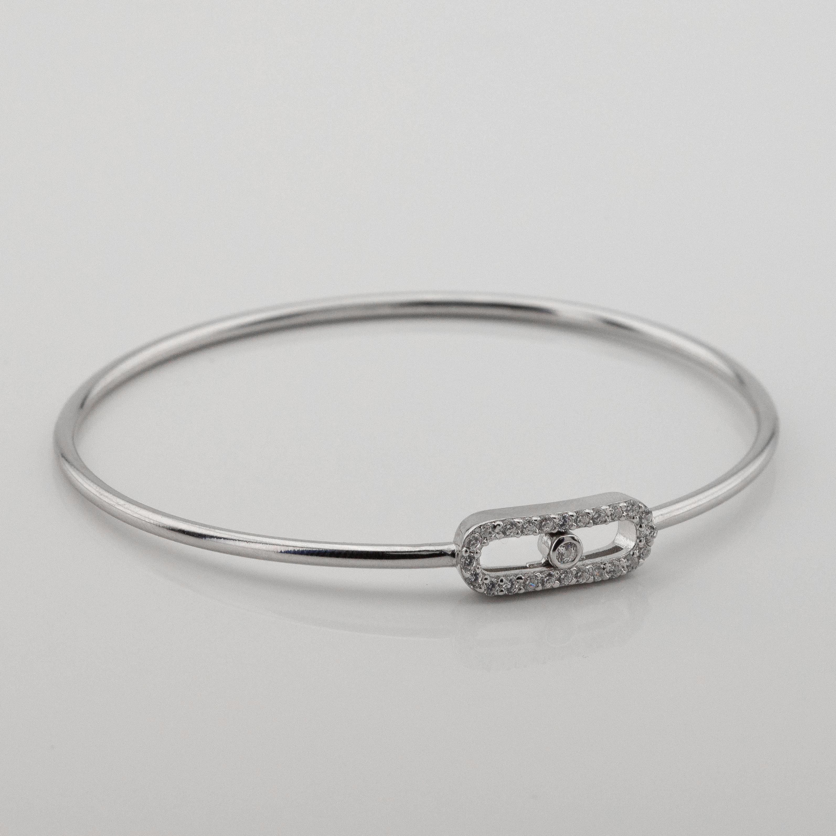 

Цельный серебряный браслет с фианитами b15750 Диамант