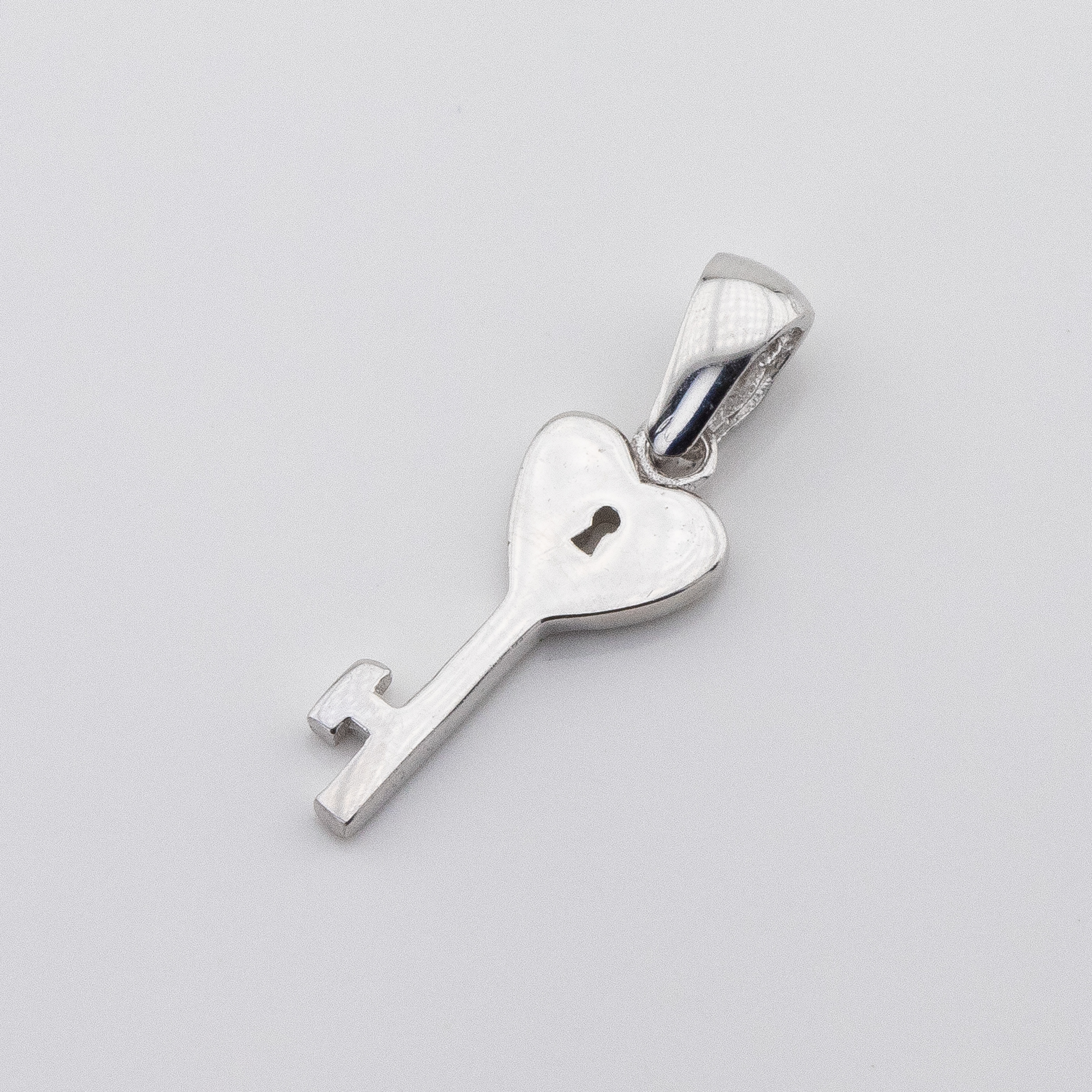 

Серебряная подвеска Ключик P13759 Диамант