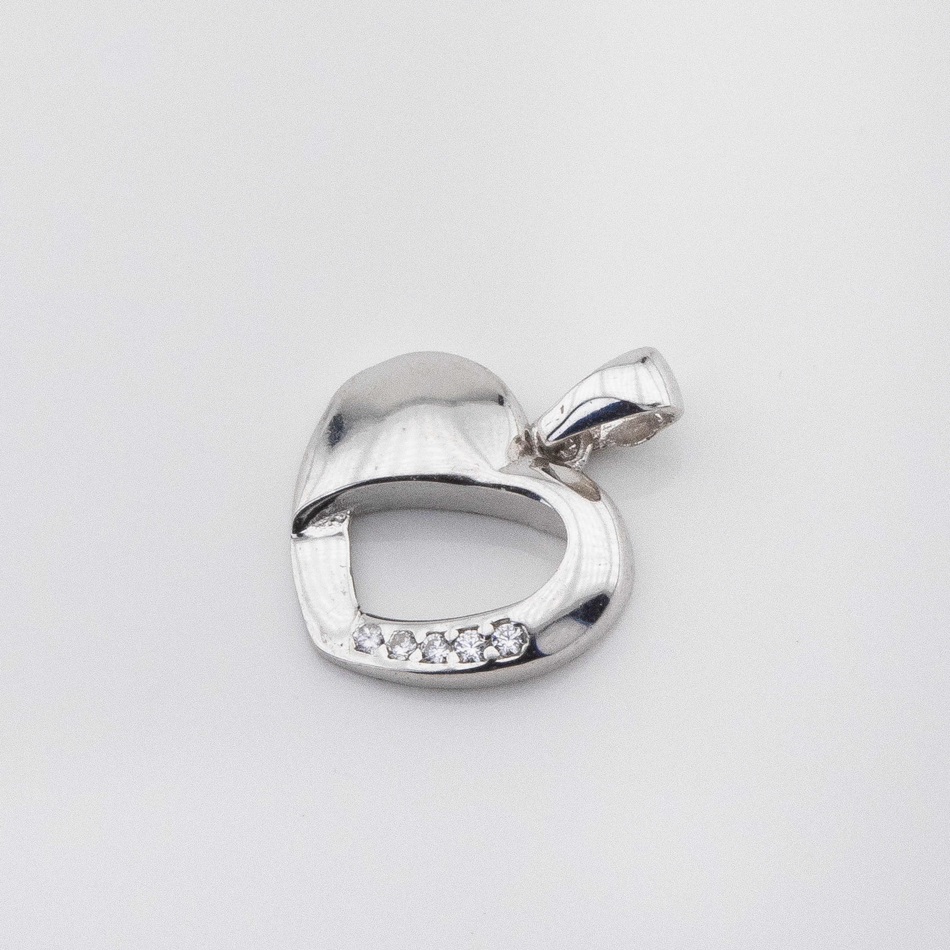 

Серебряная подвеска Сердечко с фианитами P13744 Диамант