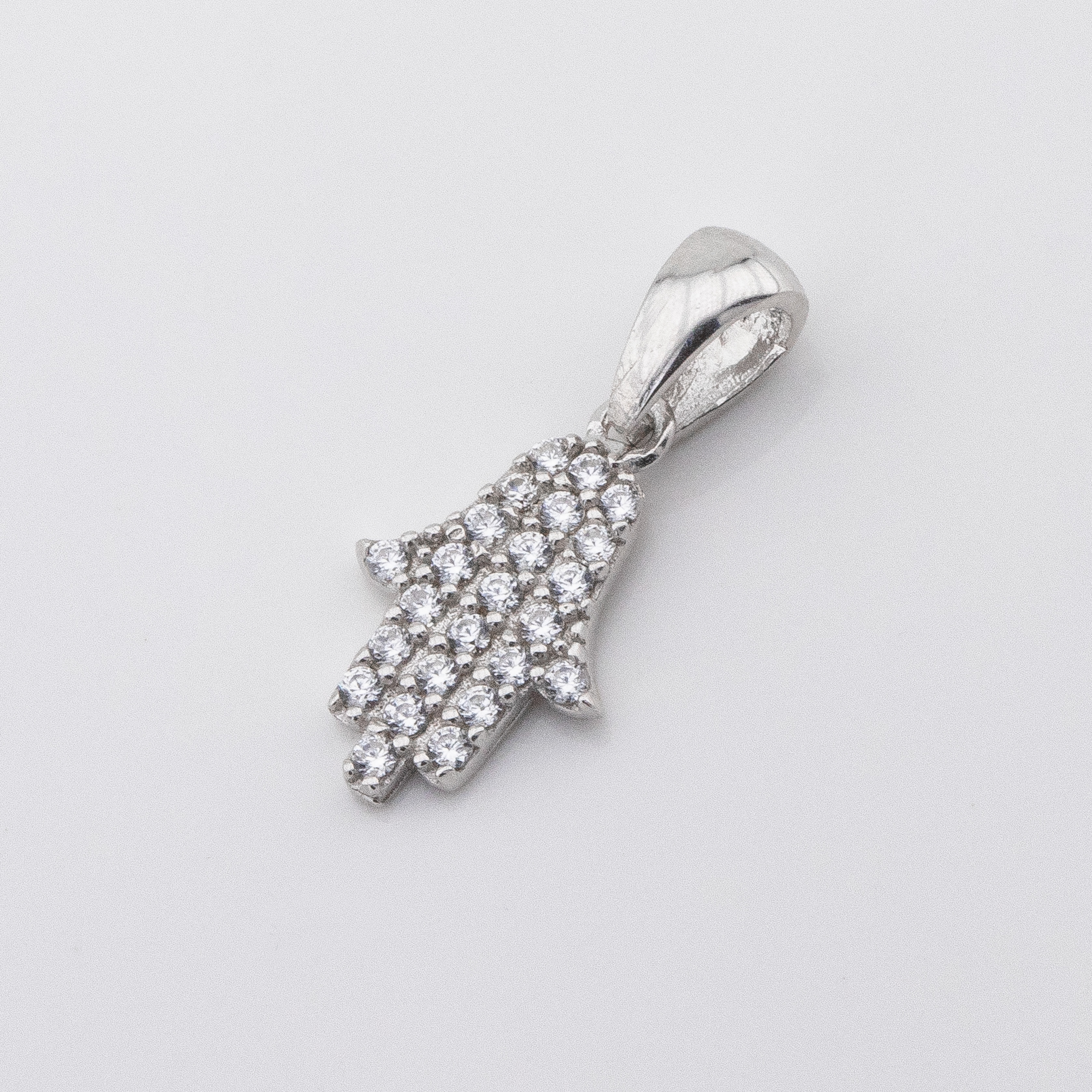

Серебряная подвеска Хамса с фианитами P13756 Диамант