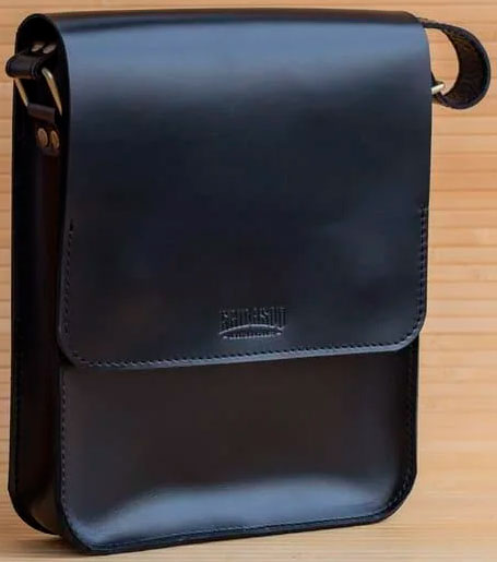 

Сумка-планшет для тетрадей Gridasov Leathercraft Brick из натуральной кожи черная (BG-031-BK)