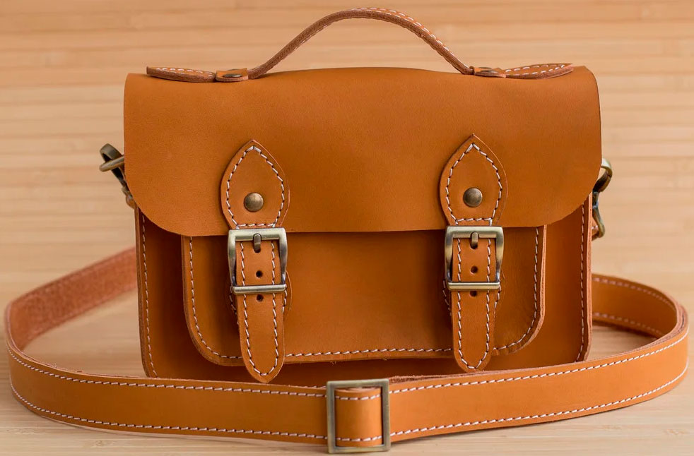 

Сумка Gridasov Leathercraft Cambridge Mini из натуральной кожи карри (BG-028-OR)