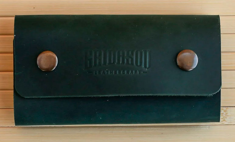 

Ключница Gridasov Leathercraft Clavem из натуральной кожи зеленая (CS-001-GR)
