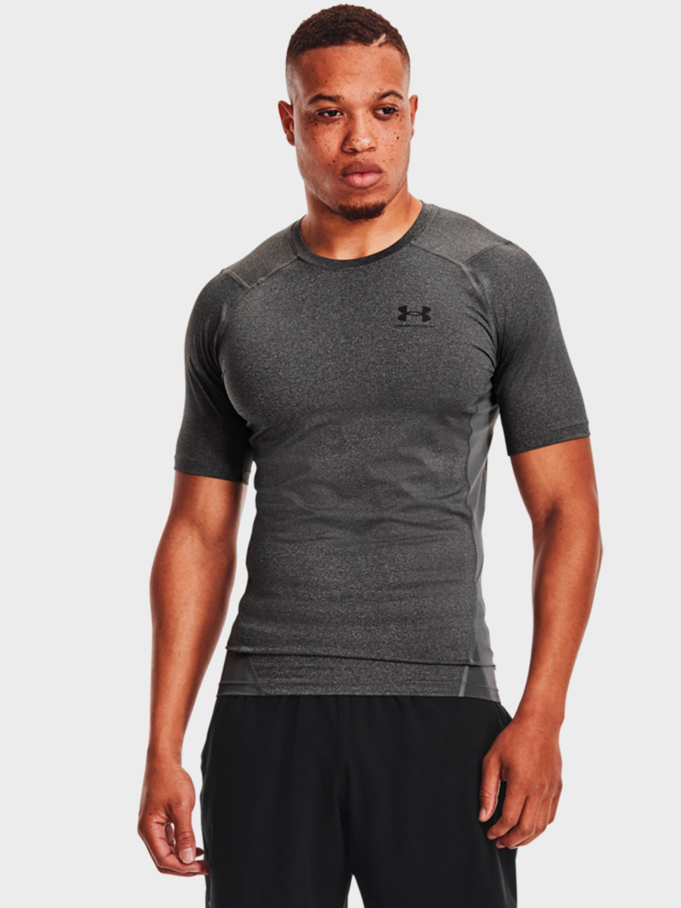 Акція на Спортивна футболка довга чоловіча Under Armour Ua Hg Armour Comp Ss 1361518-090 L Сіра від Rozetka