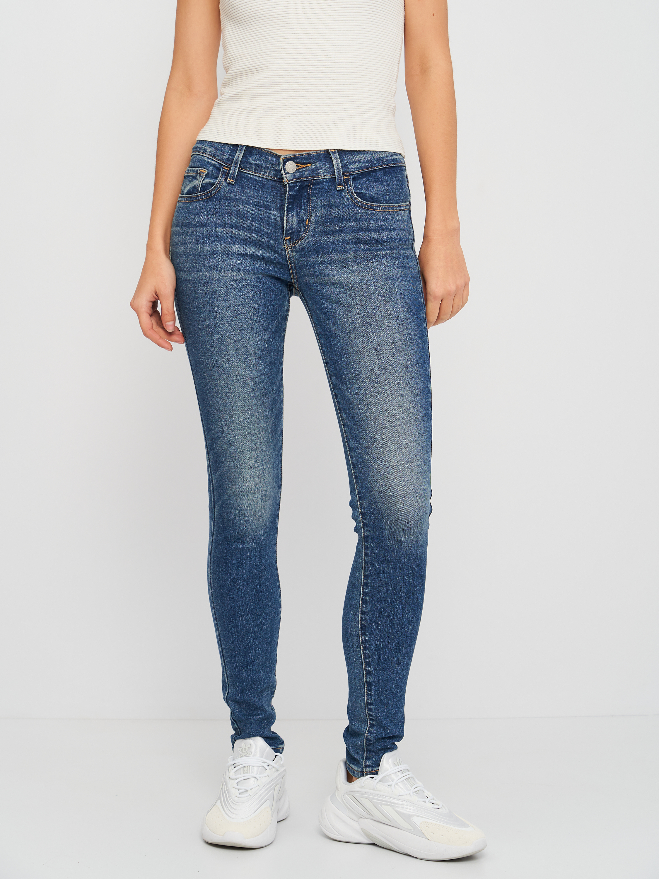 Акція на Джинси Skinny жіночі Levi's 710 Super Skinny 17778-0250 W24L30 Блакитні від Rozetka