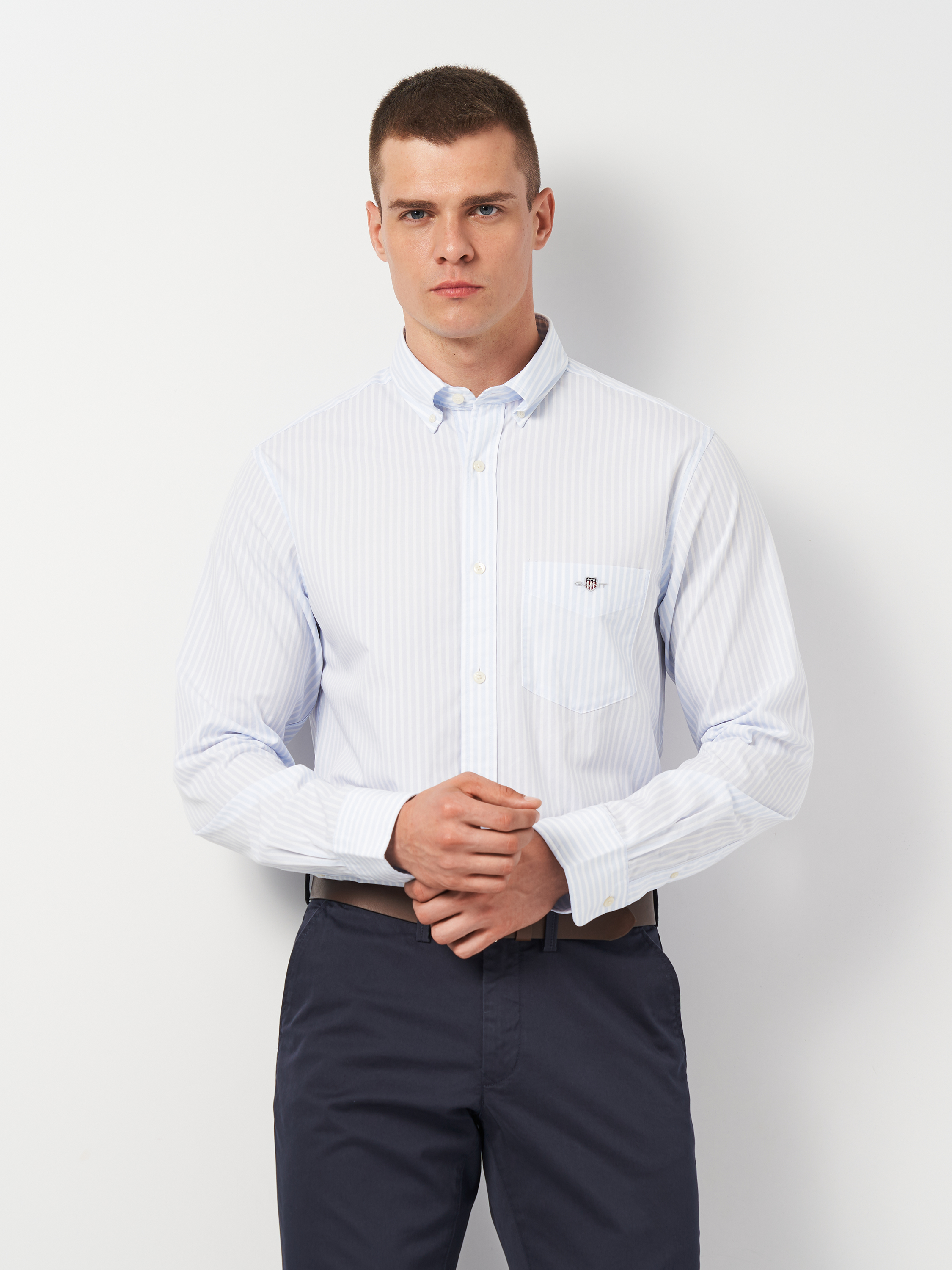 Акція на Сорочка бавовняна чоловіча GANT Reg Poplin Stripe Shirt 3000130-455 M Блакитна від Rozetka