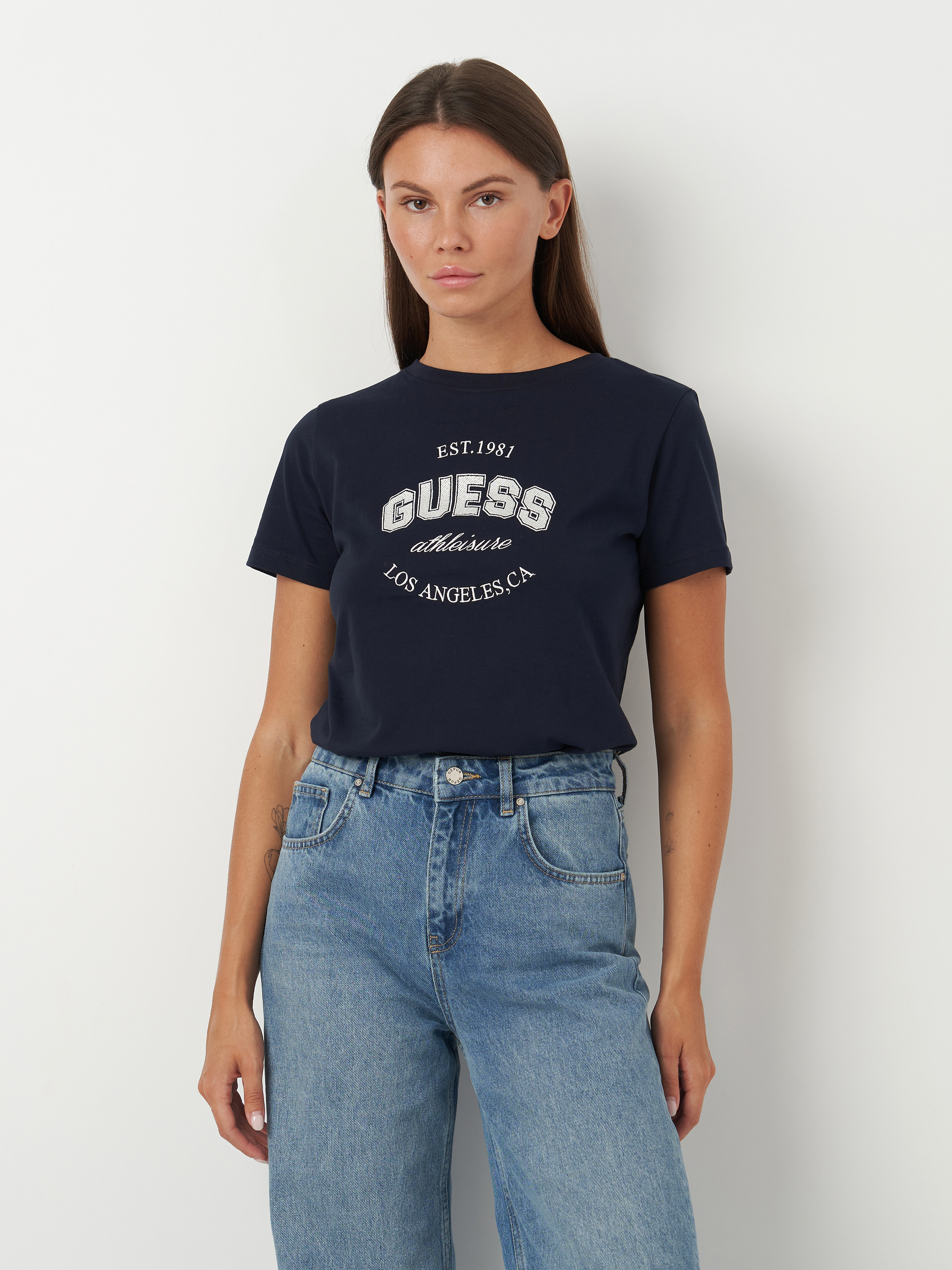 Акція на Футболка бавовняна жіноча Guess V4BI17-K8FQ4-A71W L Темно-синя від Rozetka