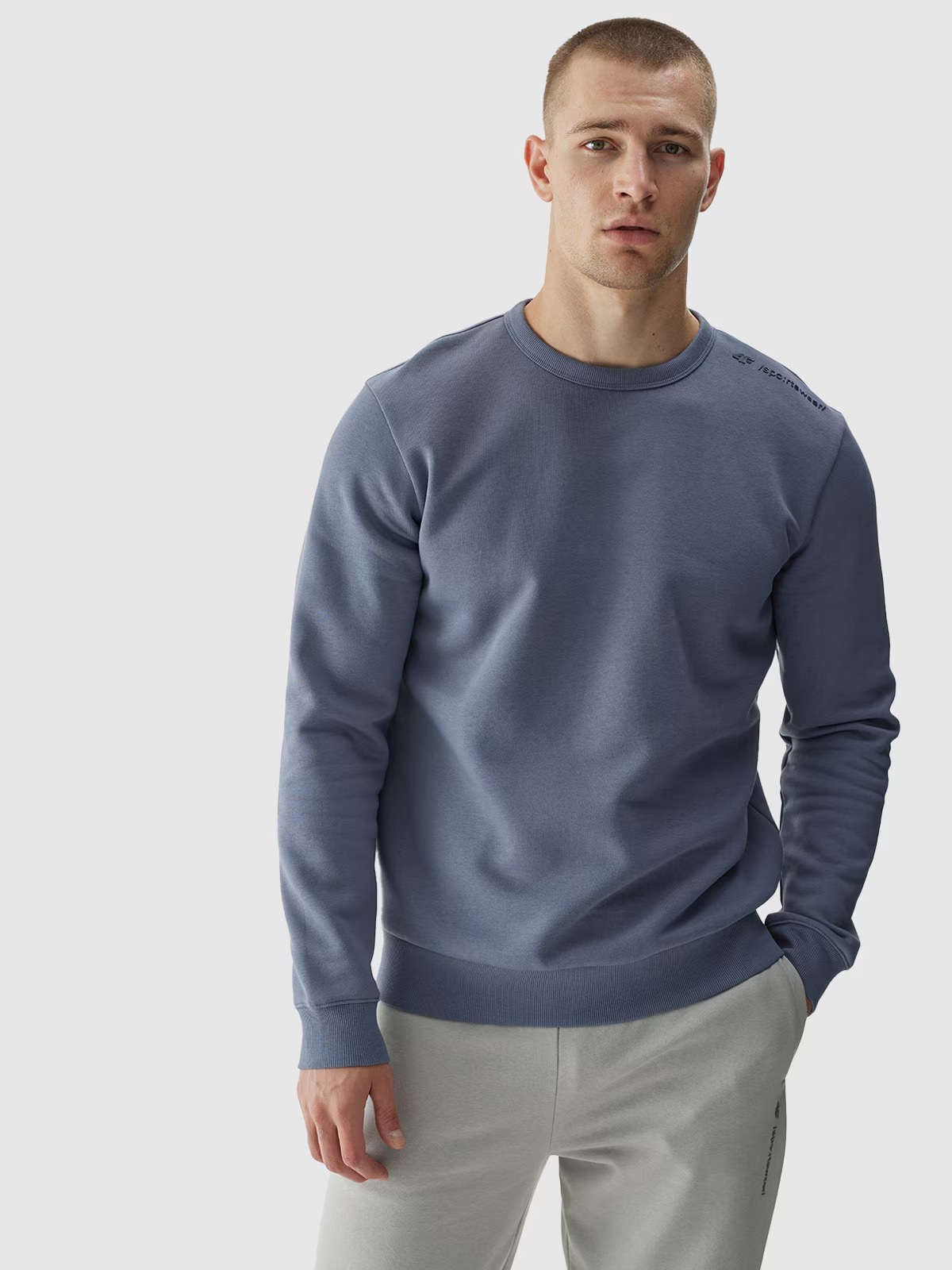 Акція на Світшот чоловічий 4F Sweatshirt M1258 4FWAW24TSWSM1258-32S L Синій від Rozetka