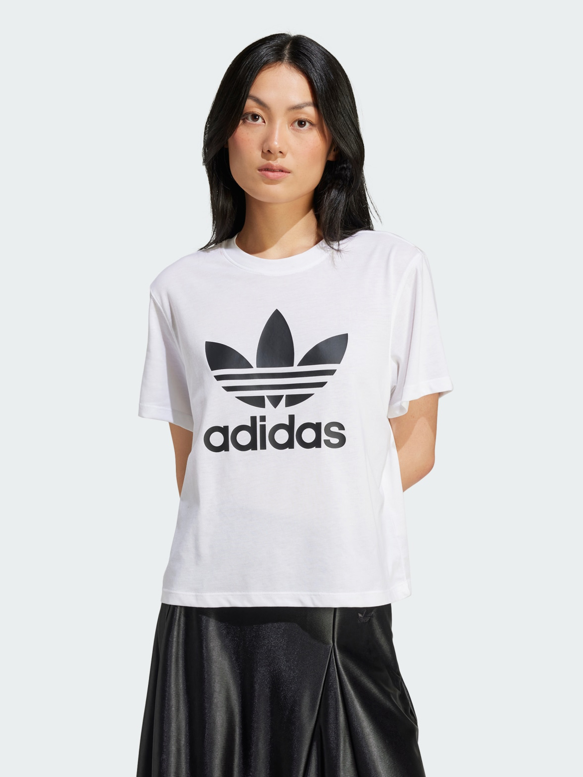 Акція на Футболка бавовняна жіноча Adidas Originals Trfl Tee Boxy IN8441 2XS White від Rozetka