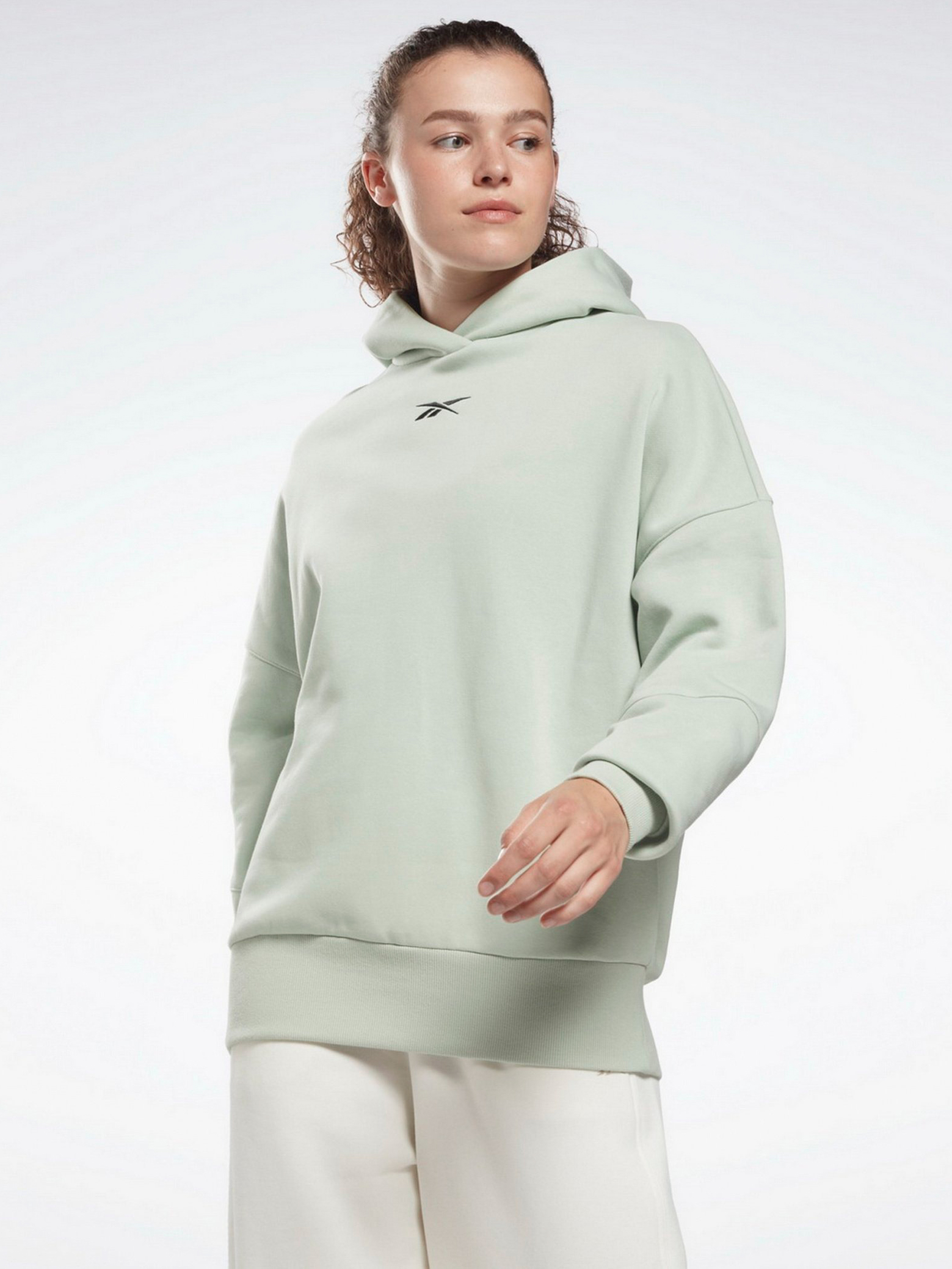 Акція на Худі оверсайз жіноче Reebok Lux Hoodie H51829 XS М'ятне від Rozetka