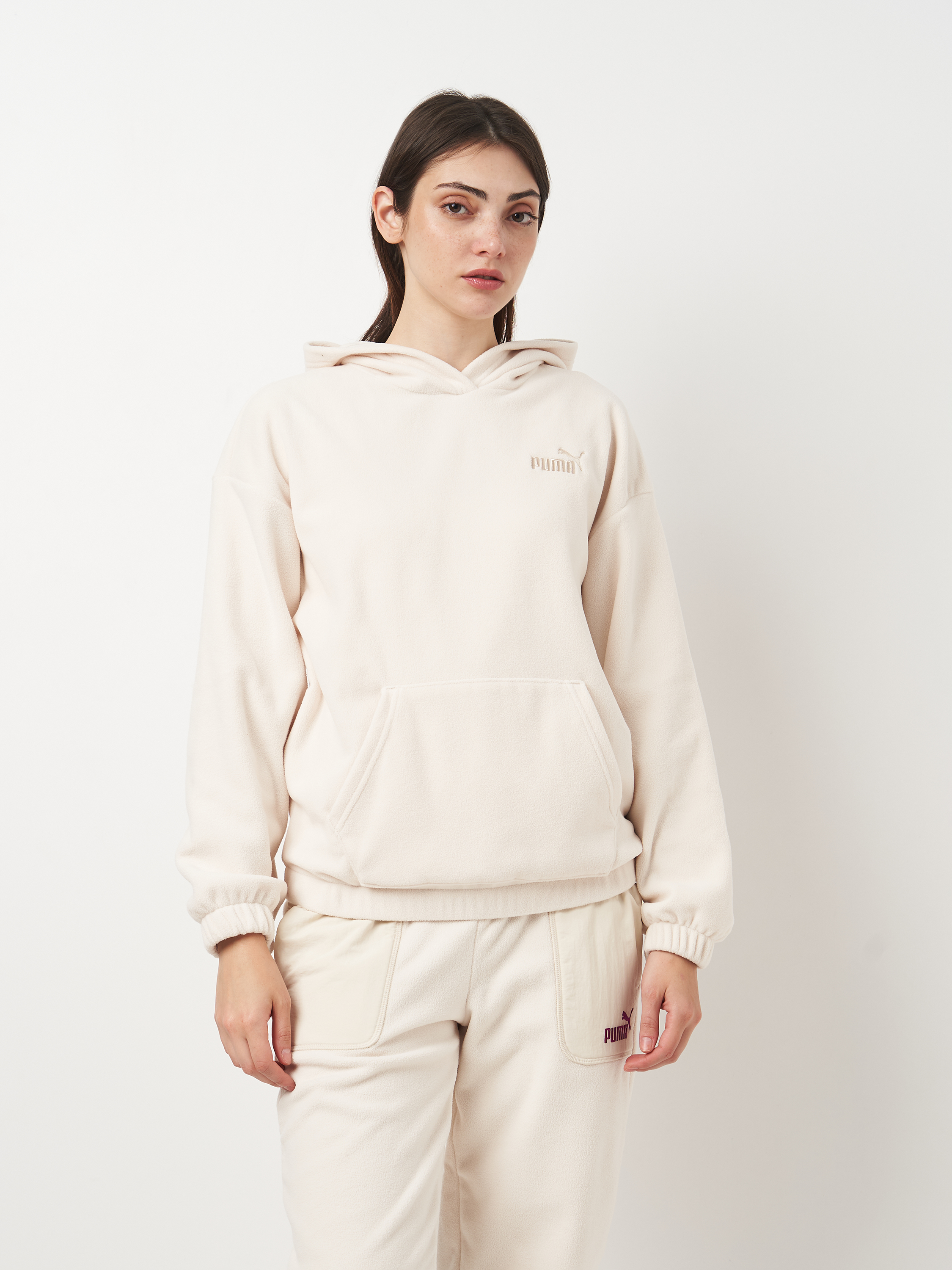 Акція на Худі тепле жіноче Puma Ess Elevated Hoodie 68152987 S Біле від Rozetka