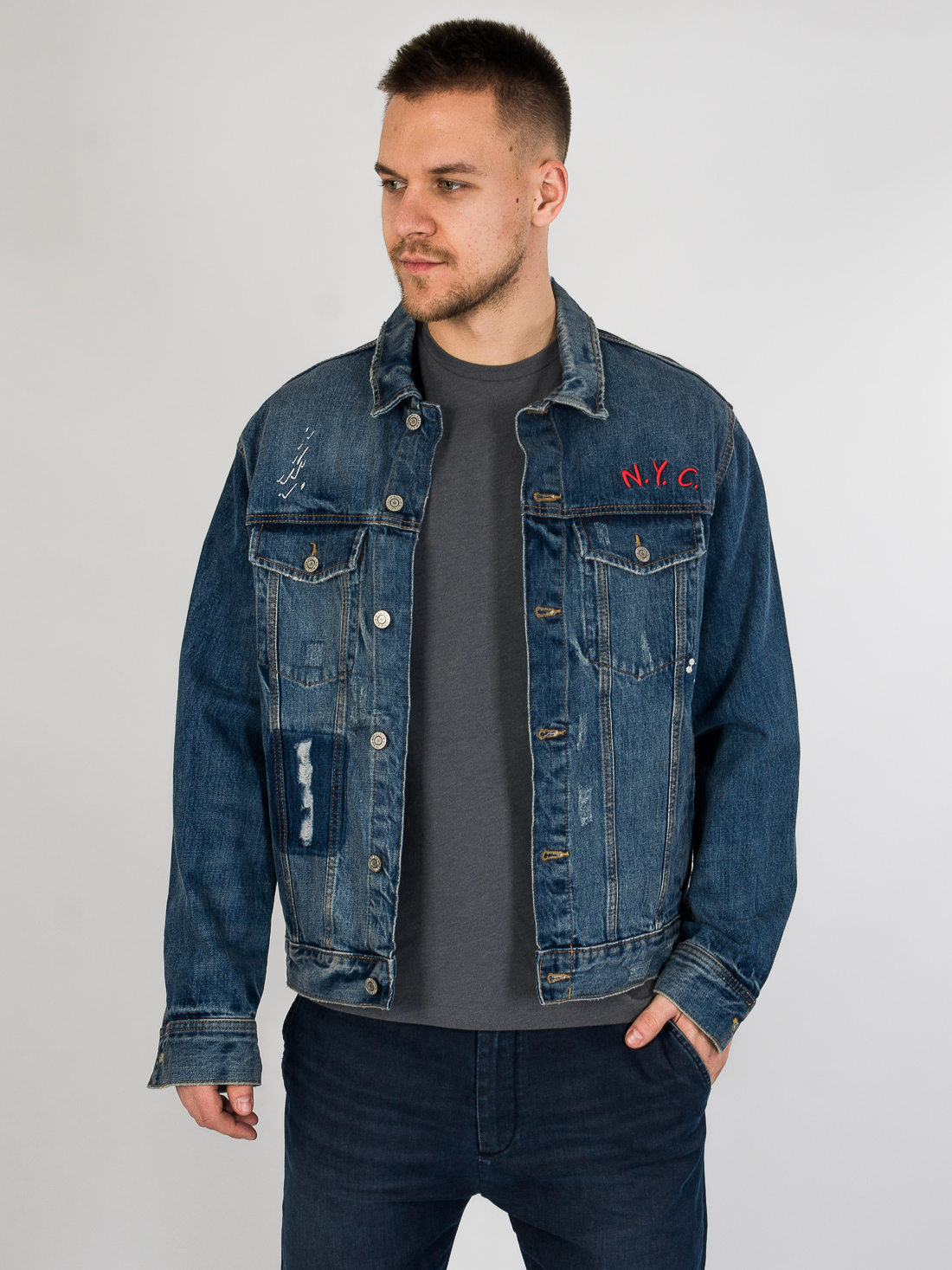 

Джинсовая куртка с принтом H& 592828  Синий, Джинсовая куртка с принтом H&M 592828 M Синий