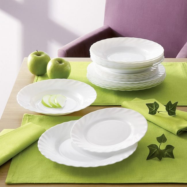 

Сервиз Luminarc Trianon из 19 предметов