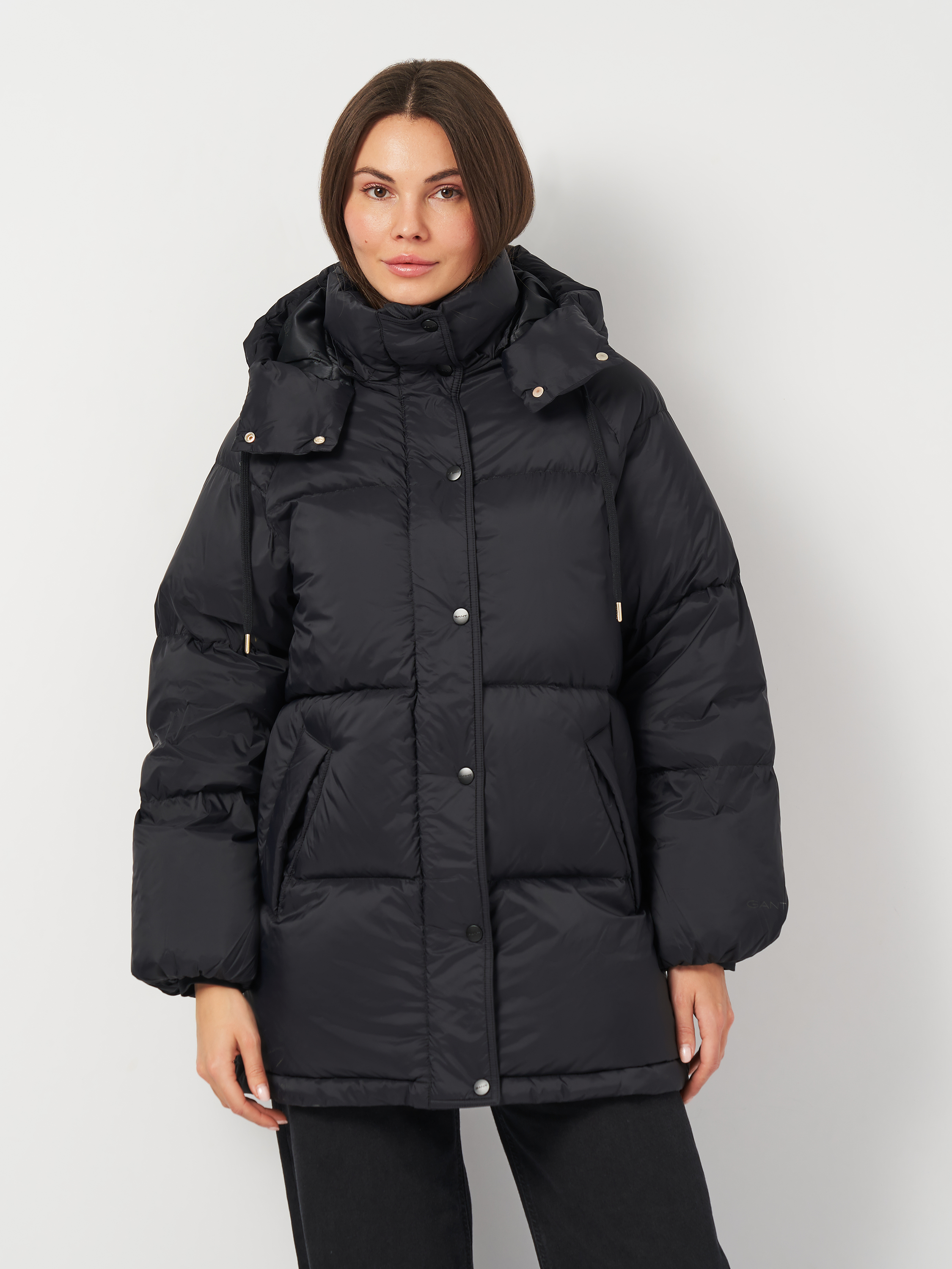 Акція на Куртка зимова жіноча GANT Mid Length Down Jacket 4700347-5 M Чорна від Rozetka