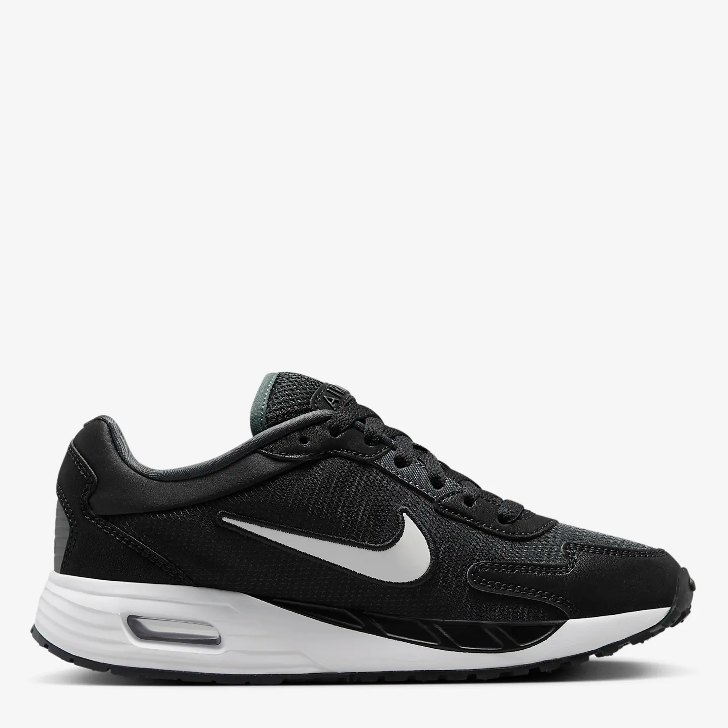 Акція на Підліткові кросівки для хлопчика Nike Air Max Solo (Gs) FV6367-001 39 (6.5Y) Чорні від Rozetka