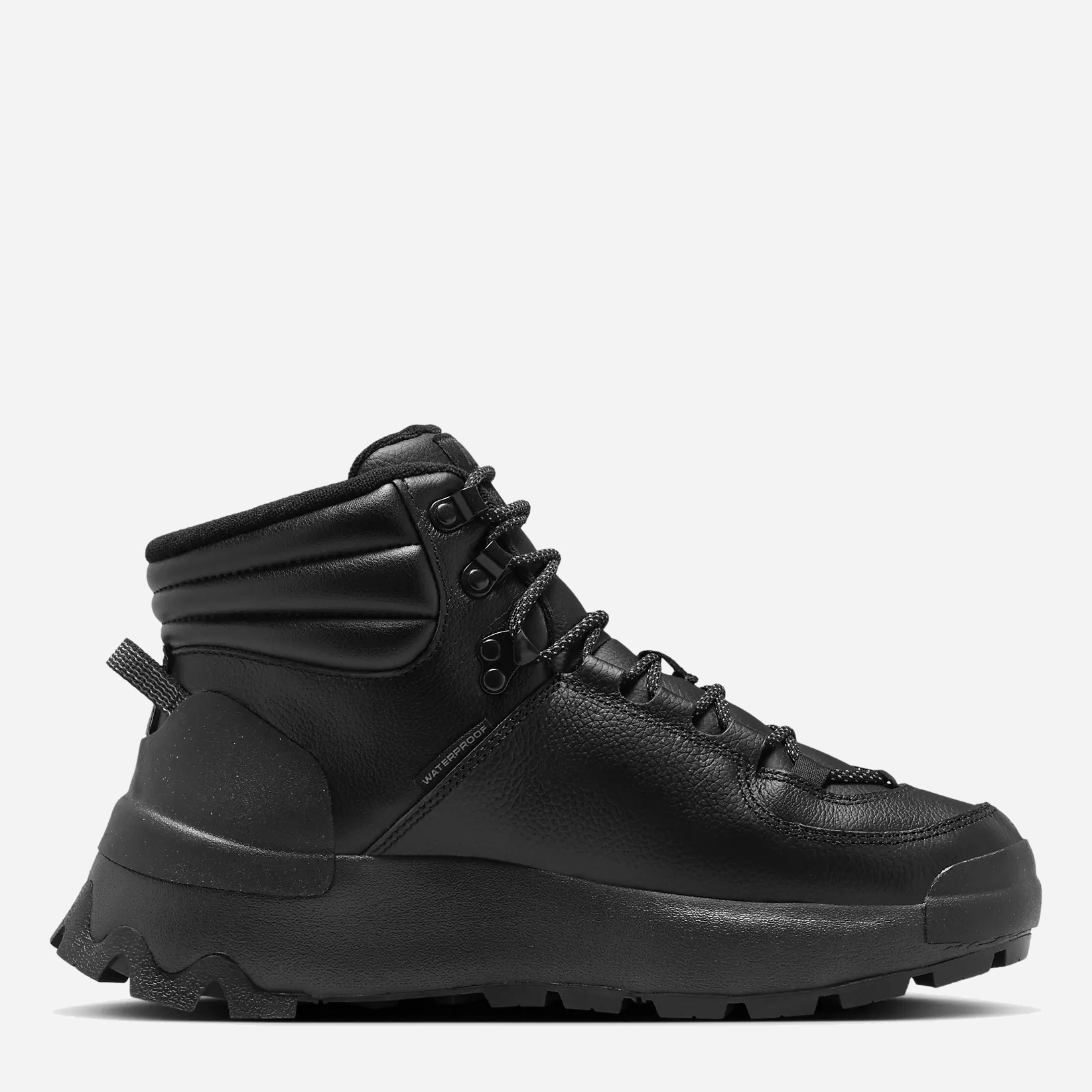 Акція на Жіночі черевики низькі з мембраною Nike City Classic Waterproof FZ8629-001 36.5 (6US) 23 см Чорні від Rozetka