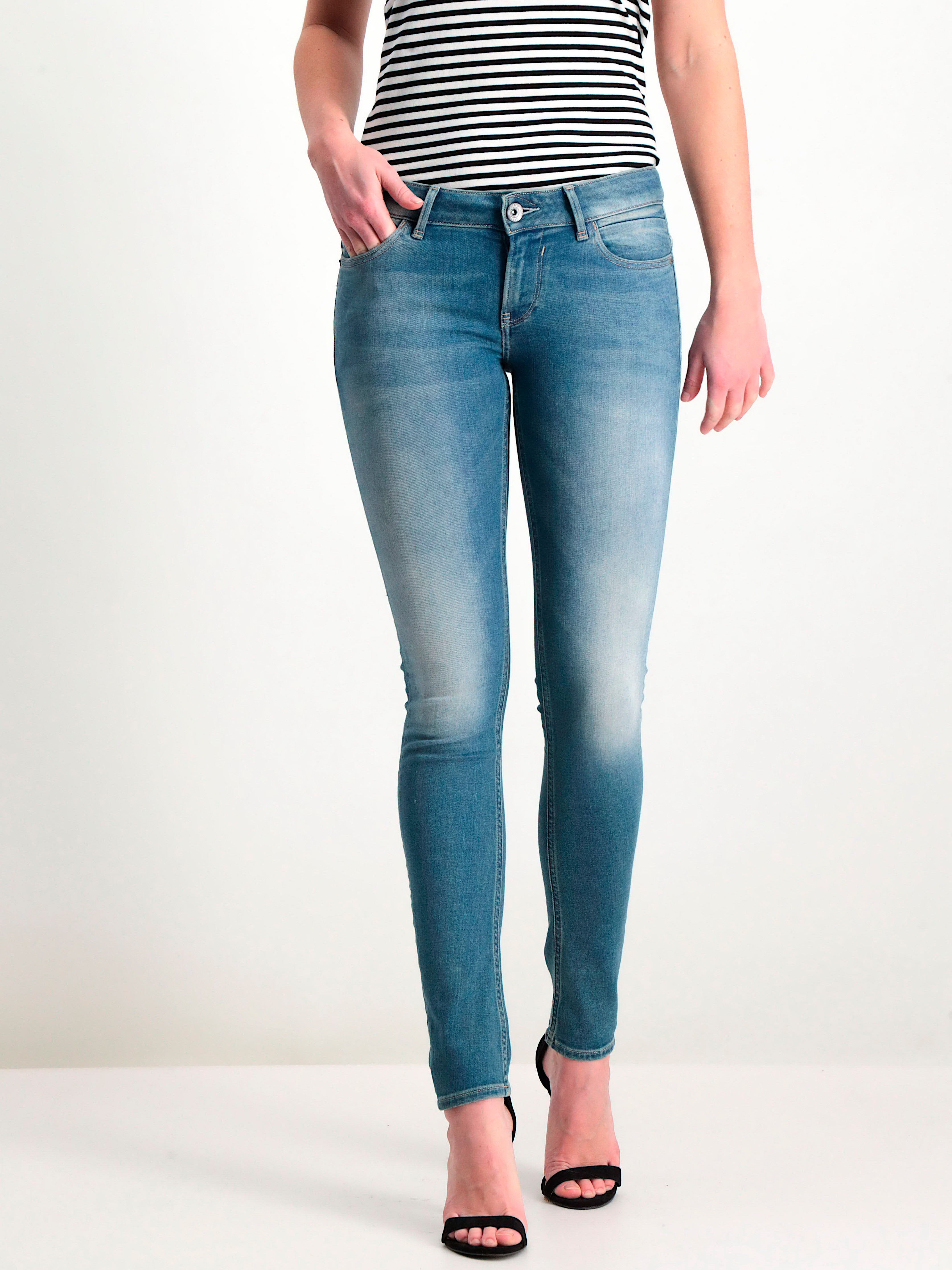 Акція на Джинси Skinny жіночі Garcia Jeans 267-2763 28-30 Сині від Rozetka