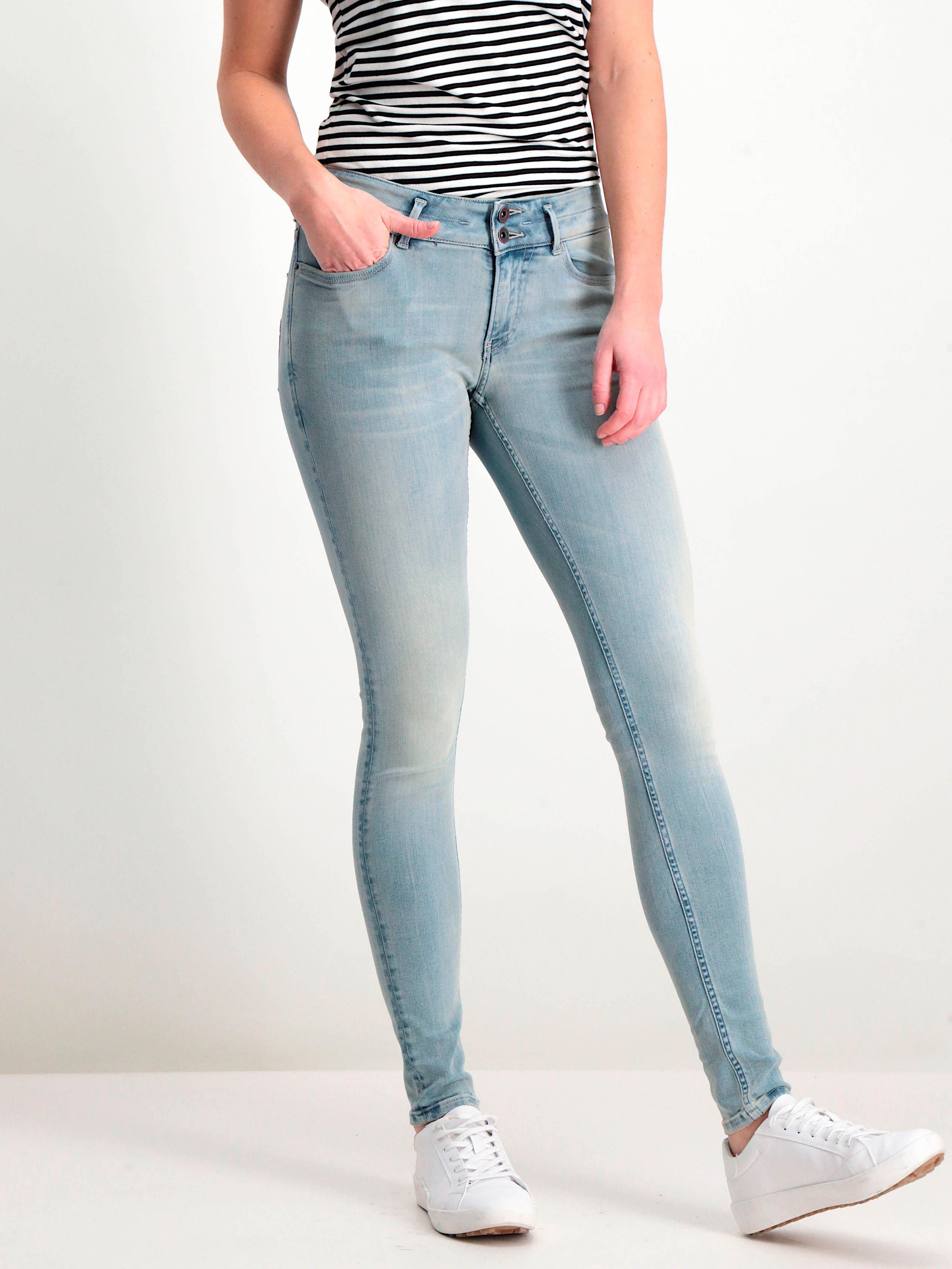 Акція на Джинси Skinny жіночі Garcia Jeans 279-2480 31-30 Сині від Rozetka