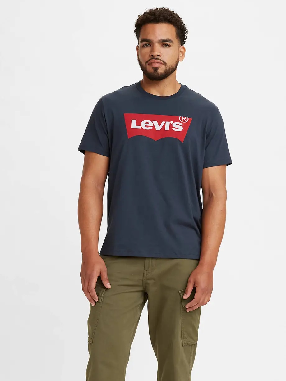 Акція на Футболка бавовняна чоловіча Levi's Graphic Setin Neck 1771441239 M Синя з принтом від Rozetka