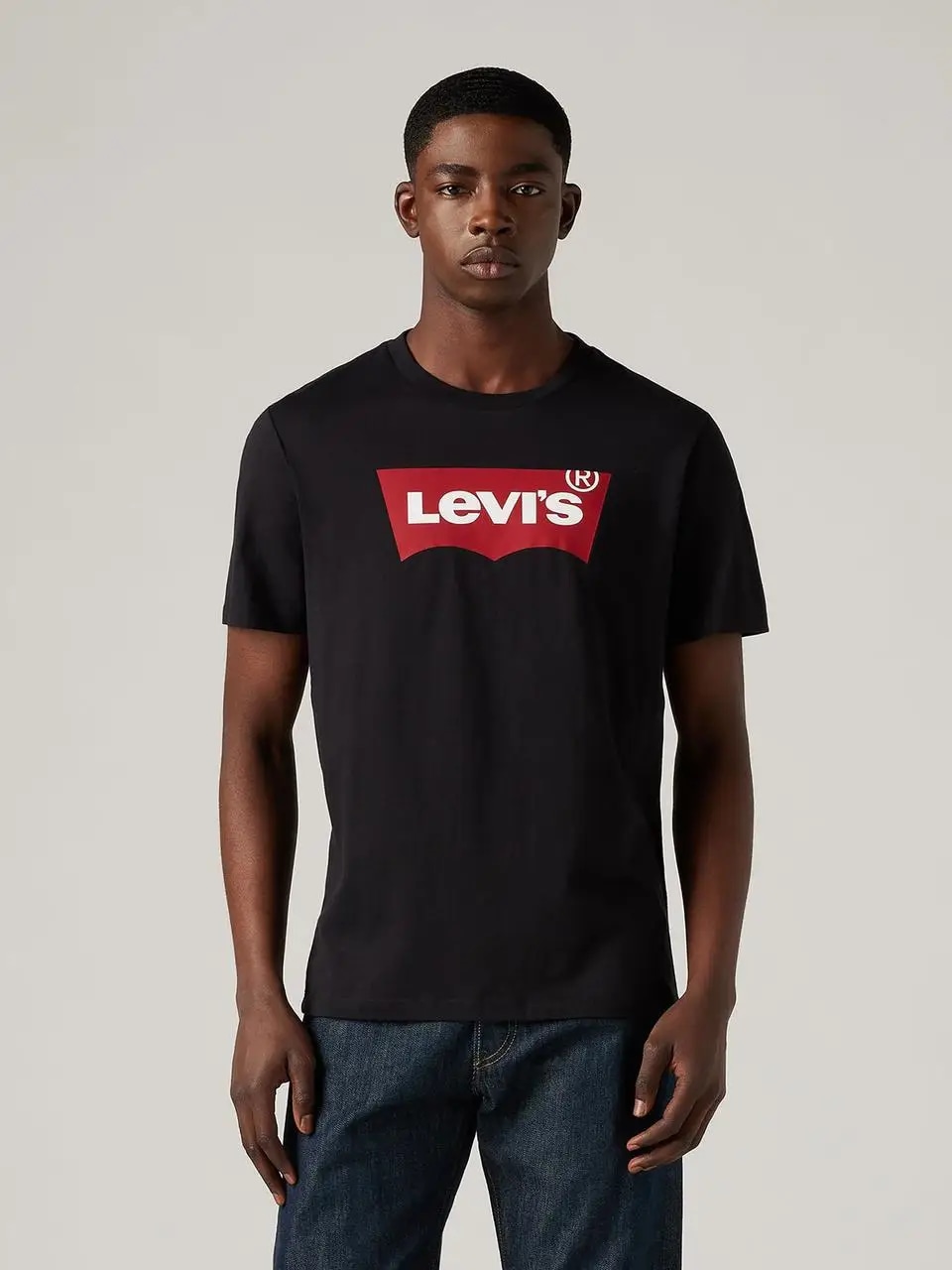 Акція на Футболка бавовняна чоловіча Levi's Graphic Setin Neck 177141468 S Чорна з принтом від Rozetka