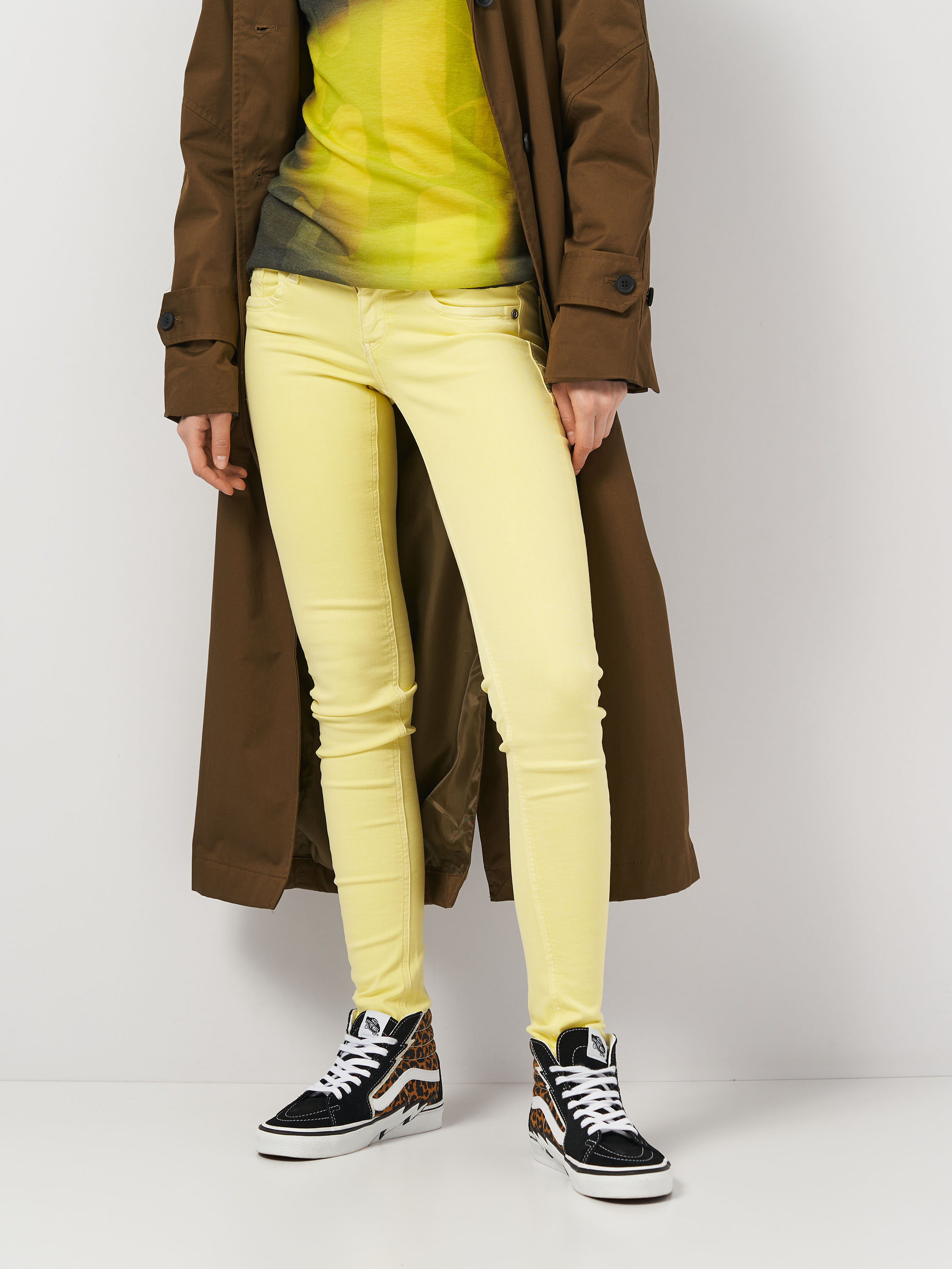 Джинси жіночі G-Star Raw 60604A-4418-1486 26-32 Жовті від Rozetka на платформі USKIDKA Акція на Джинси жіночі G-Star Raw 60604A-4418-1486 26-32 Жовті від Rozetka