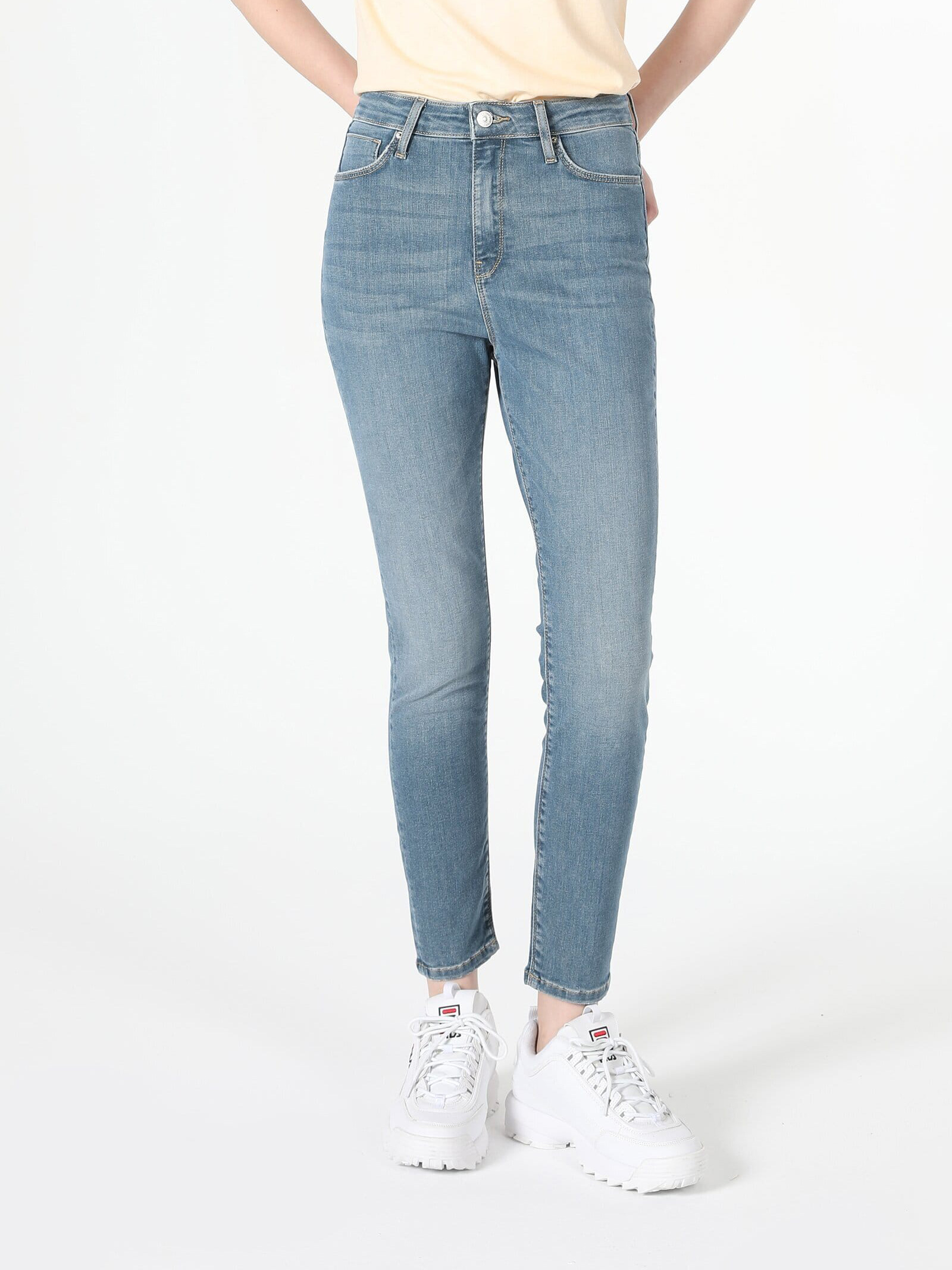 Акція на Джинси Skinny жіночі Colin's 760 Diana CL1060401DN41470 24-30 Сині від Rozetka