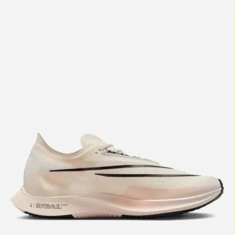 Акція на Чоловічі кросівки Nike Zoomx Streakfly DJ6566-105 40.5 (7.5US) 25.5 см Бежеві від Rozetka