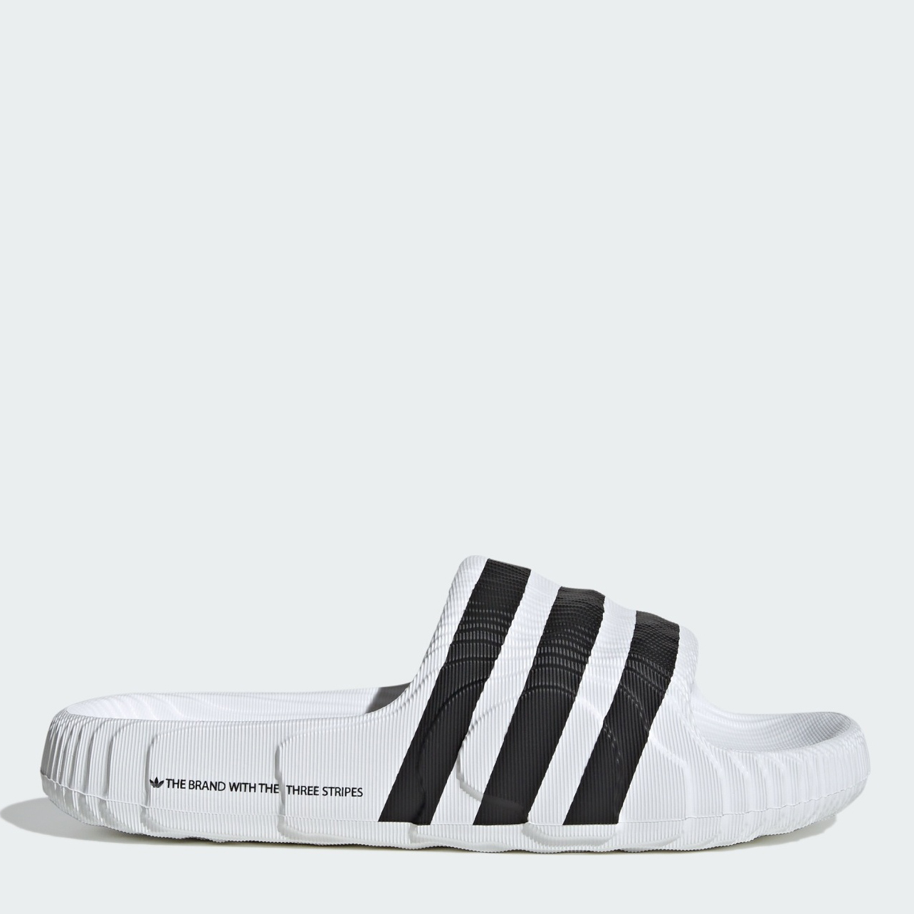 Акція на Чоловічі шльопанці для пляжу Adidas Adilette 22 IF3668 44.5 (10UK) 28.5 см Ftwwht/Ftwwht/Cblack від Rozetka