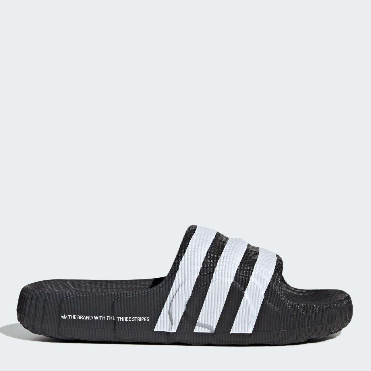 Акція на Чоловічі шльопанці для пляжу Adidas Adilette 22 IF3670 48.5 (13UK) 31.5 см Cblack/Cblack/Ftwwht від Rozetka