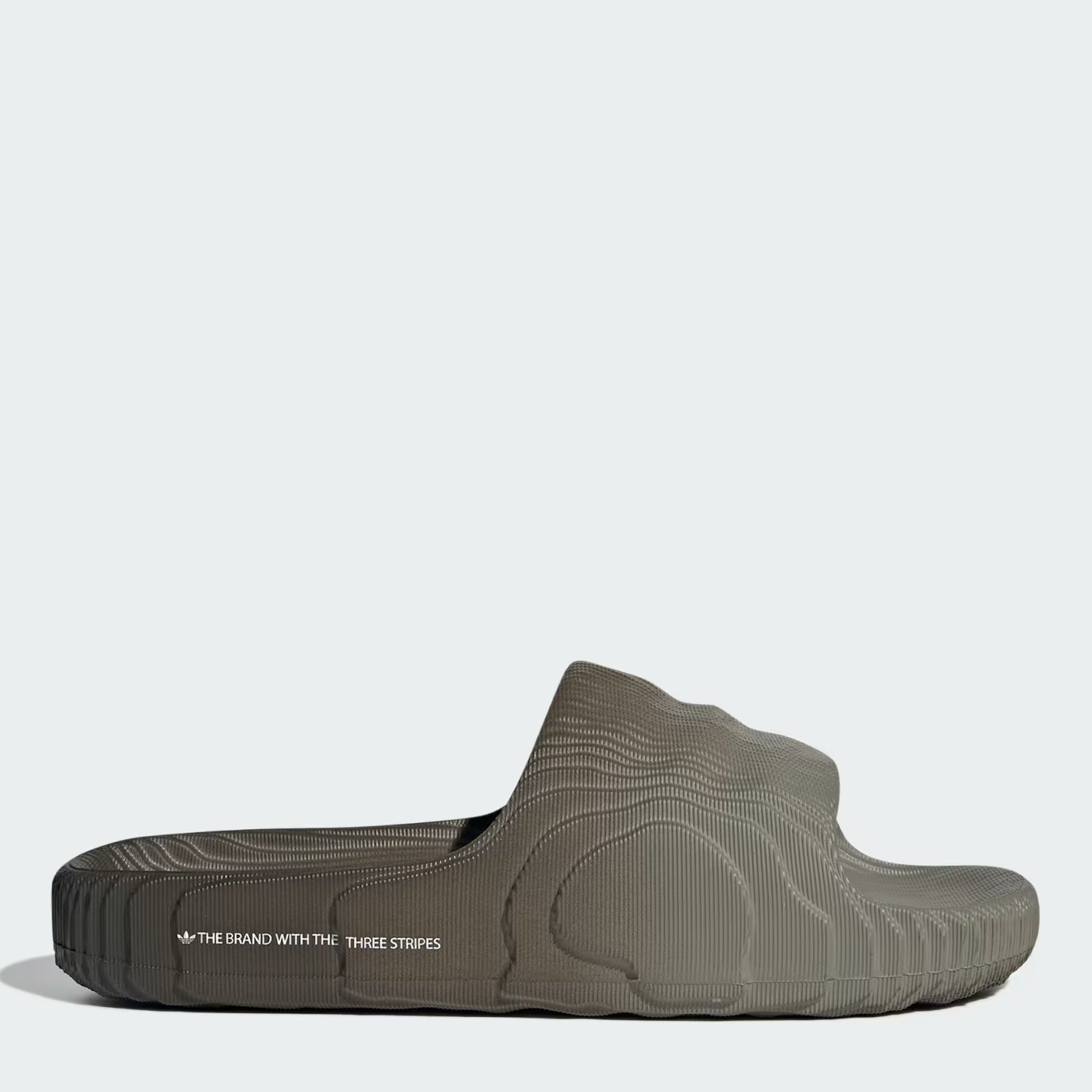 Акція на Чоловічі шльопанці для пляжу Adidas Adilette 22 JH7794 46 (11UK) 29.5 см Silpeb/Shaoli/Owhite від Rozetka