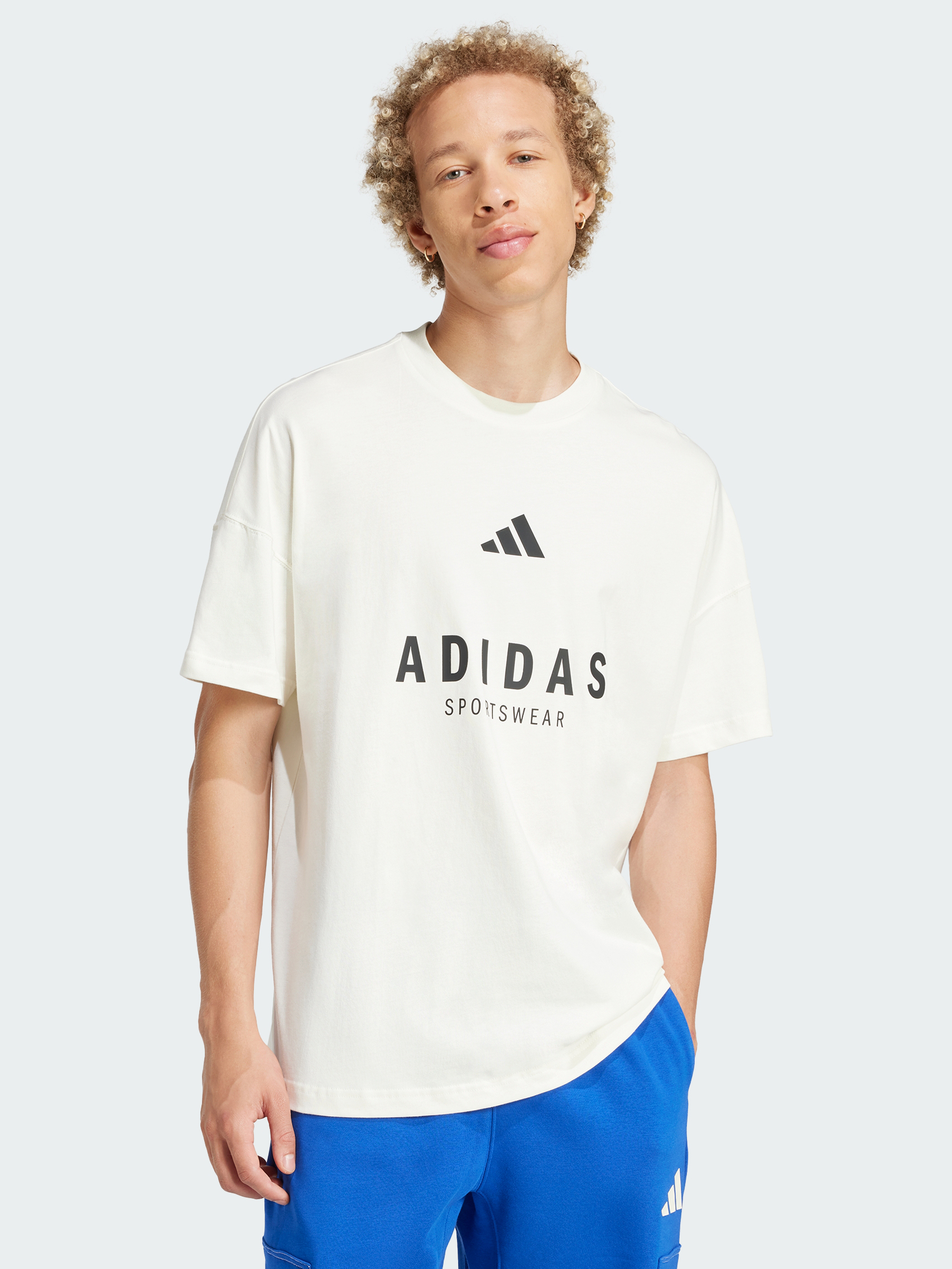 Акція на Футболка бавовняна довга чоловіча Adidas M A Szn G T JJ3660 XL Owhite з принтом від Rozetka