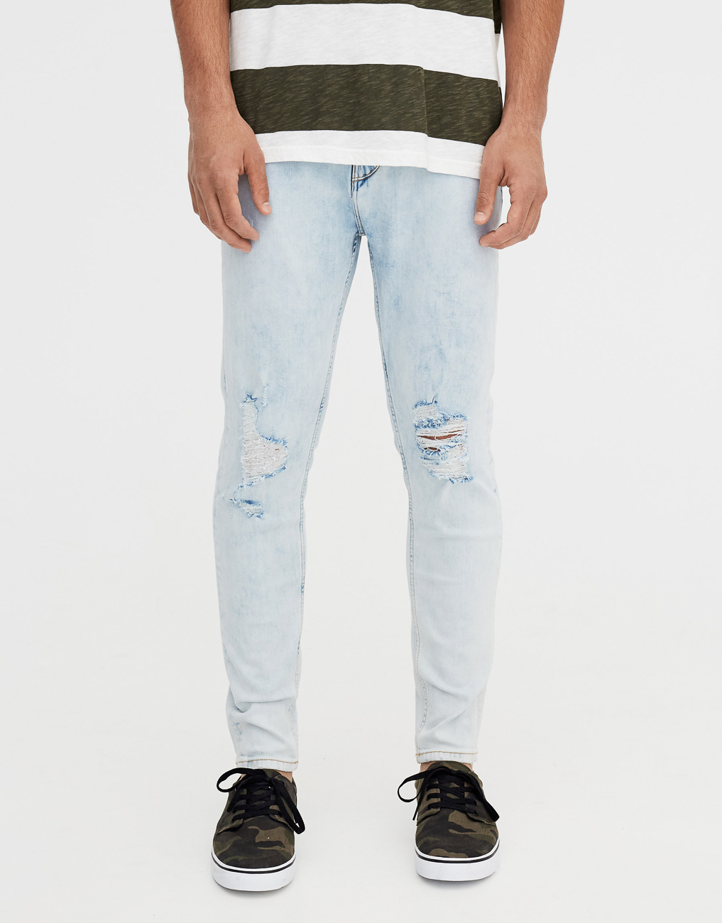 

Джинсы PULL & BEAR М0102567 (5688/559/401) цвет голубой 34