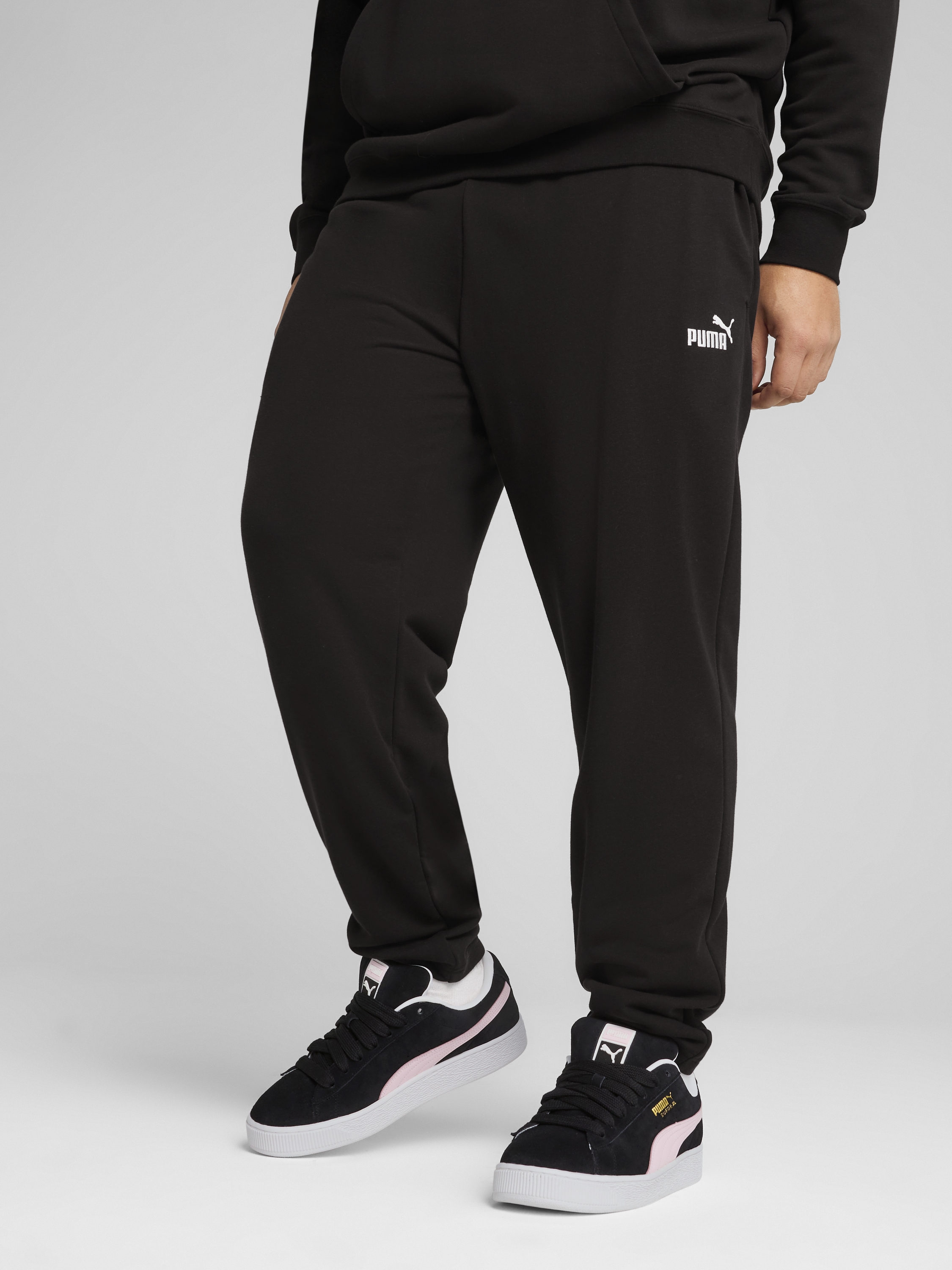 Акція на Спортивні штани чоловічі Puma Ess No. 1 Logo Sweatpants Tr Op 68261201 M Black від Rozetka