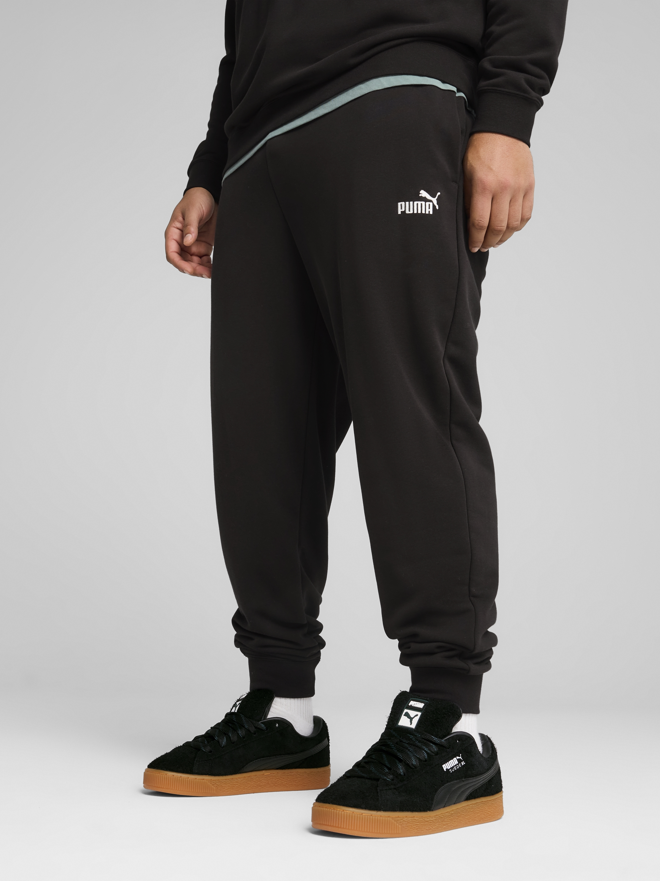 Акція на Спортивні штани чоловічі Puma Ess No. 1 Logo Sweatpants Tr Cl 68260801 M Black від Rozetka