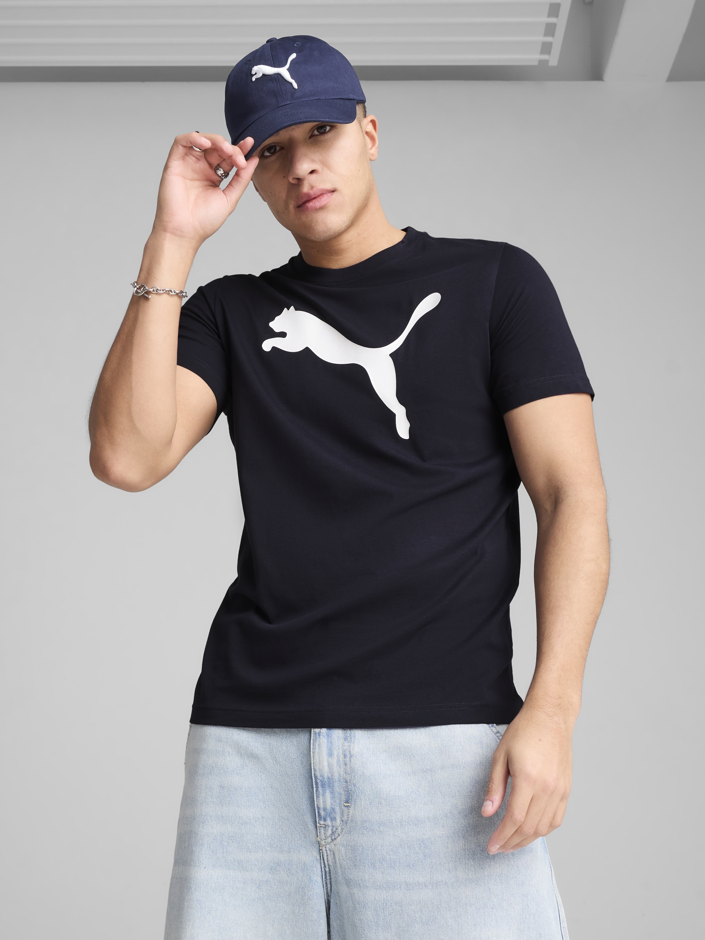 Акція на Футболка бавовняна довга чоловіча Puma Ess Tee 68253616 XL New Navy з принтом від Rozetka