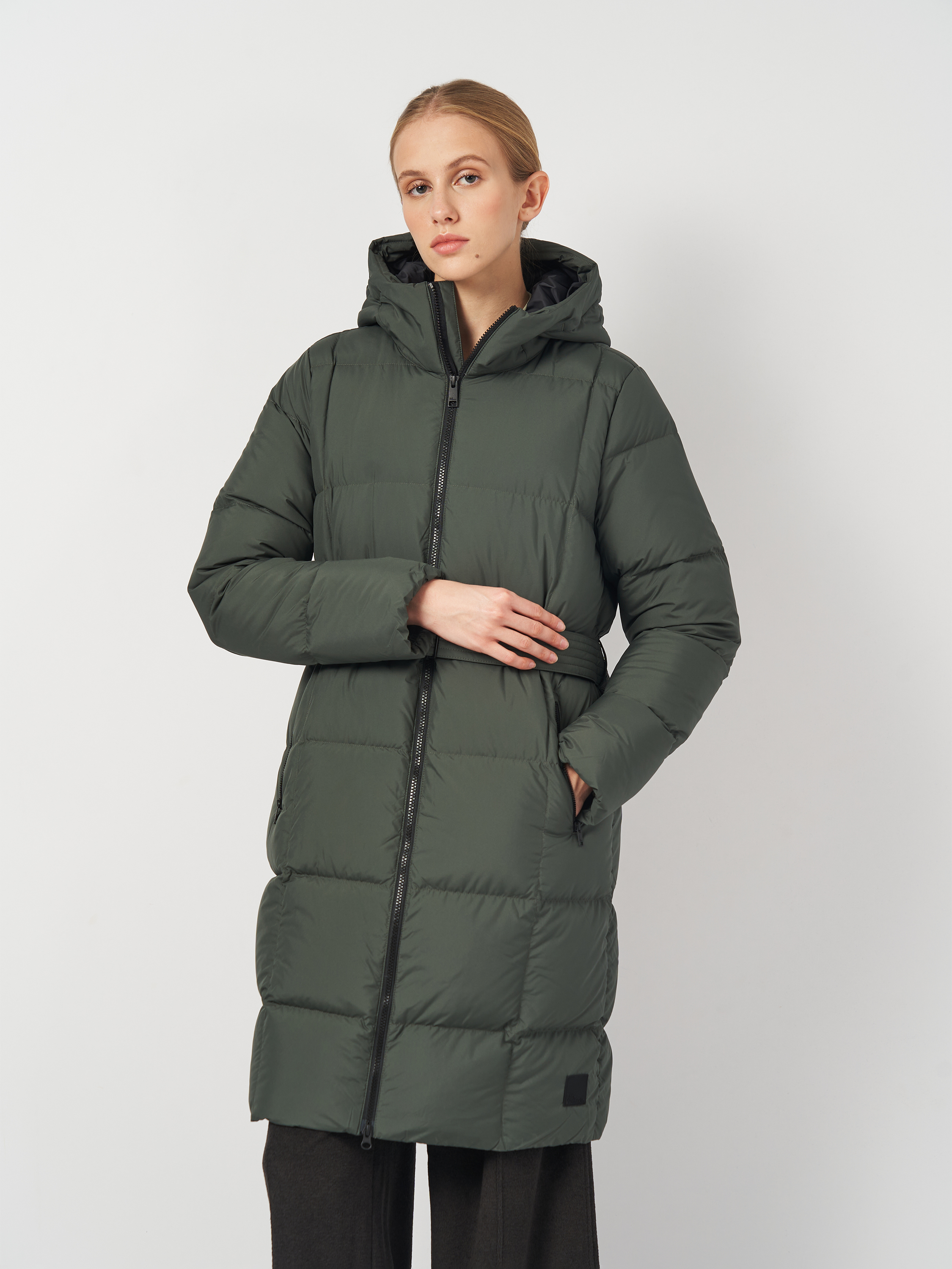 Акція на Пуховик зимовий жіночий Jack Wolfskin Frozen Lake Coat W 1206132-4136 S Сірий від Rozetka