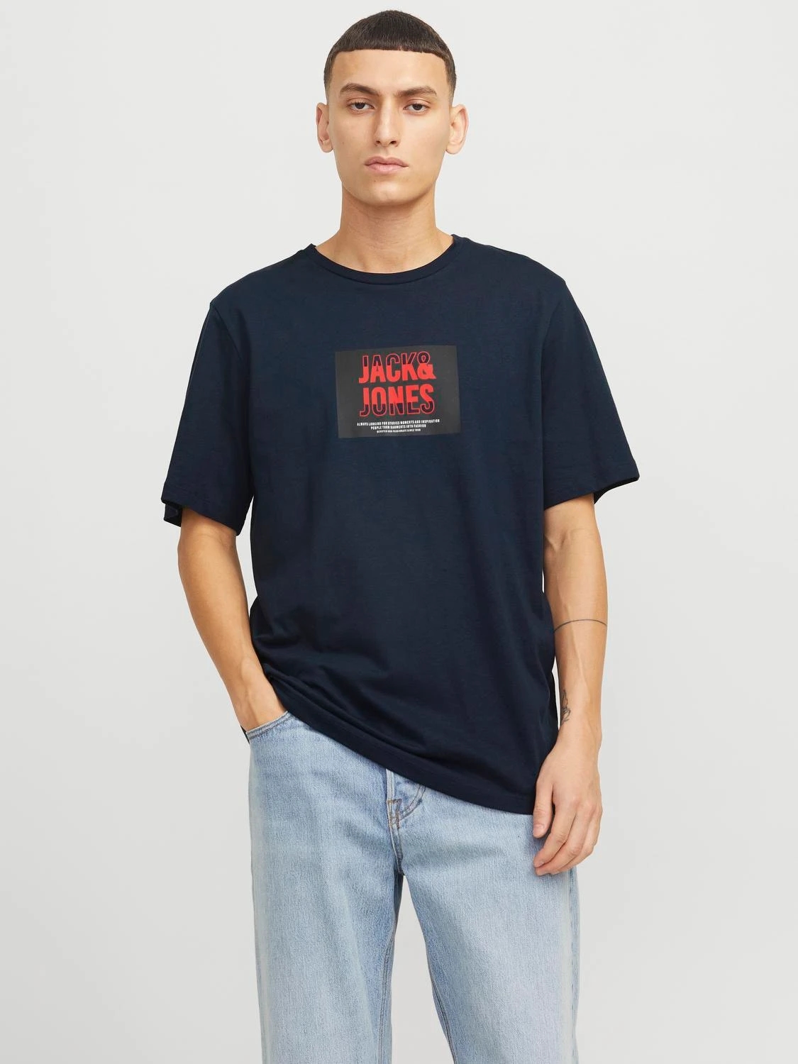 Футболка бавовняна довга чоловіча Jack & Jones 12268477 L Темно-синя від Rozetka на платформі USKIDKA Акція на Футболка бавовняна довга чоловіча Jack & Jones 12268477 L Темно-синя від Rozetka