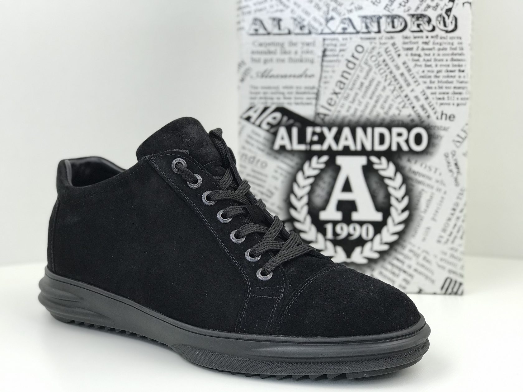 

Кеды Мужские Alexandro 41 Черные Замшевые