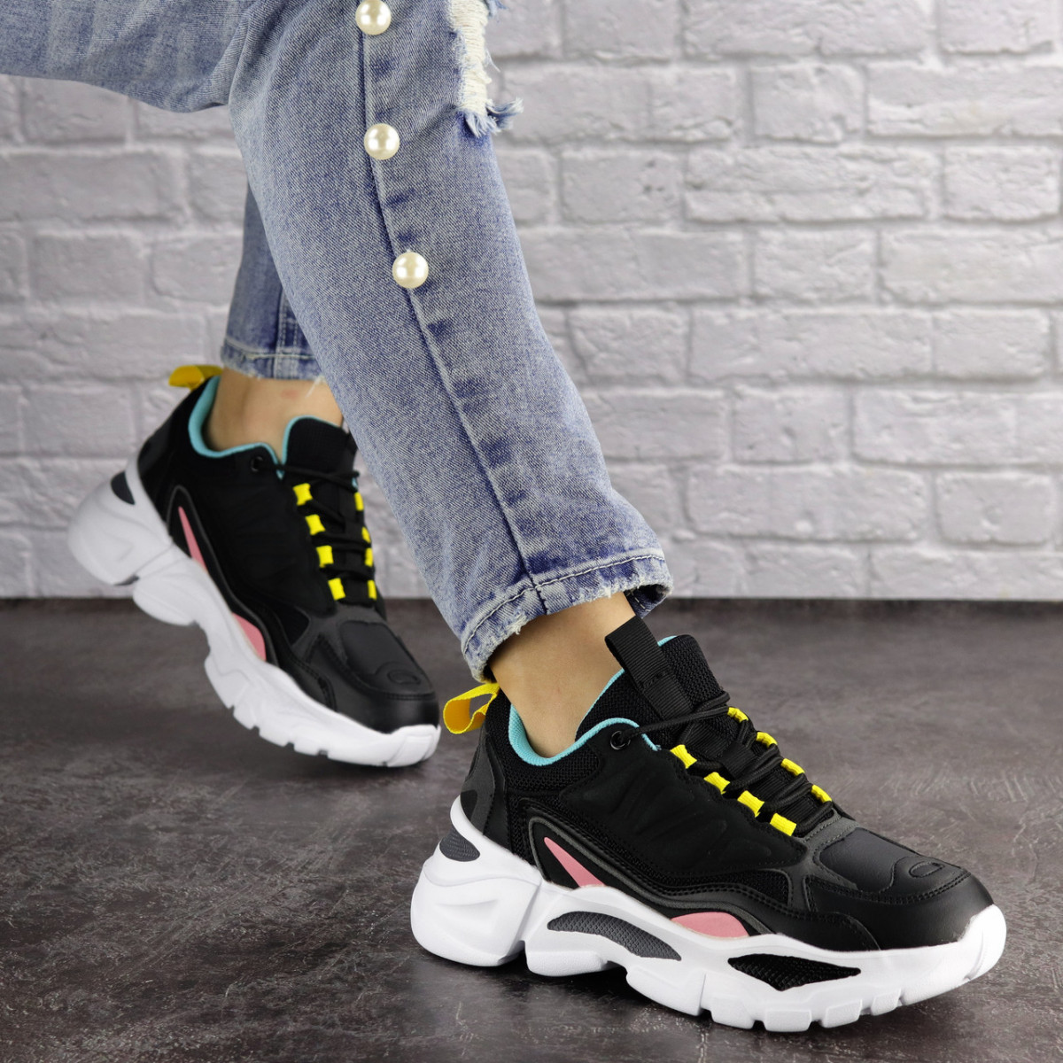 

Женские кроссовки Fashion Nando 1393 38 размер 24 см Черный