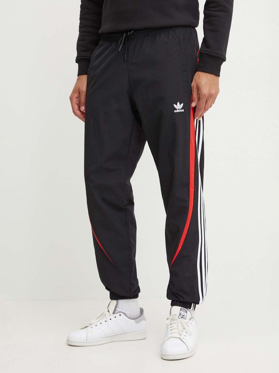 Акція на Спортивні штани чоловічі Adidas Originals Archive Pant IX9646 2XL Чорні від Rozetka