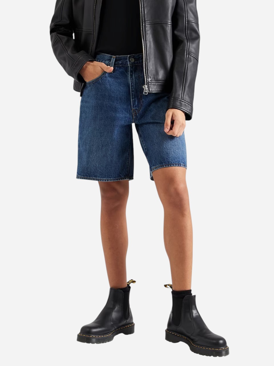 Шорти джинсові короткі чоловічі Levi's A8461-0003 33 Сині від Rozetka на платформі USKIDKA Акція на Шорти джинсові короткі чоловічі Levi's A8461-0003 33 Сині від Rozetka