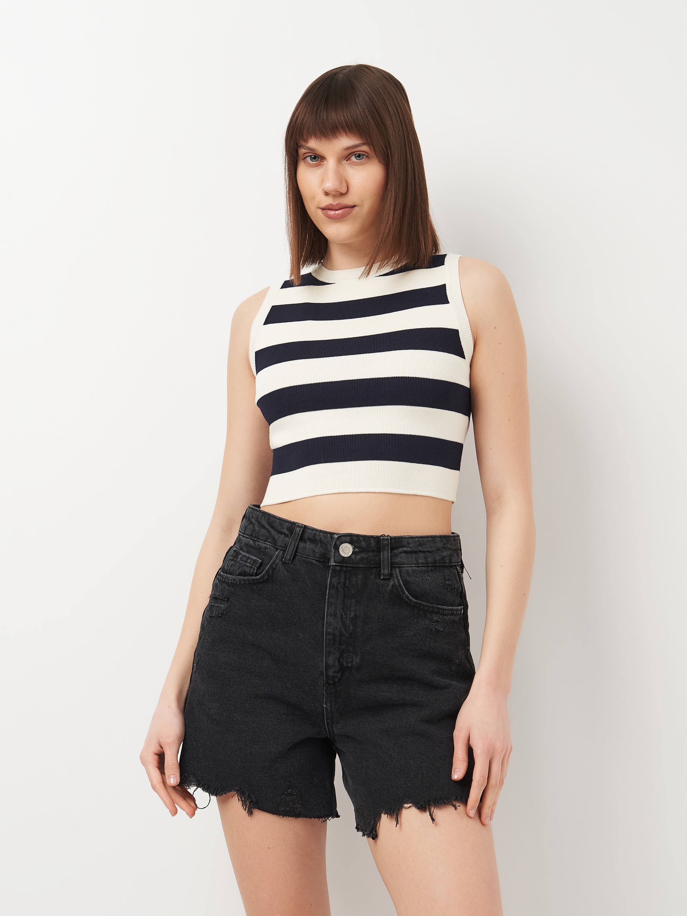 Футболка жіноча Zara 3519/306 S Біла з чорним від Rozetka на платформі USKIDKA Акція на Футболка жіноча Zara 3519/306 S Біла з чорним від Rozetka