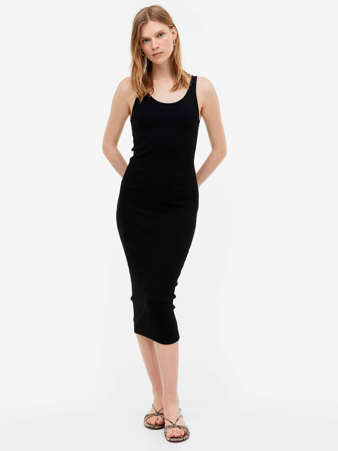 Сукня міді літня жіноча H&M 1073084001c20 S Чорна від Rozetka на платформі USKIDKA Акція на Сукня міді літня жіноча H&M 1073084001c20 S Чорна від Rozetka