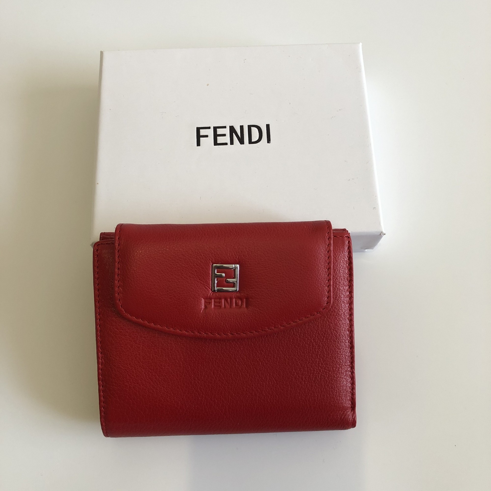 

Кожаный женский клатч – кошелек Fendi 5103 B красный