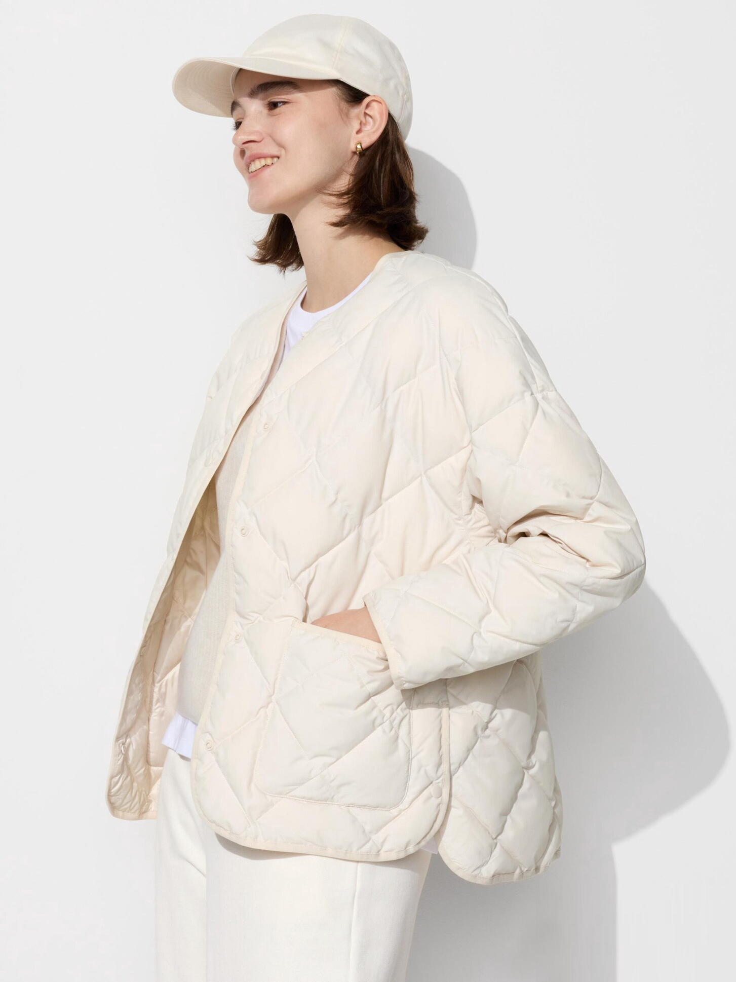 Куртка демісезонна коротка жіноча Uniqlo 308306195 L Молочна ( 1159830159) від Rozetka на платформі USKIDKA Акція на Куртка демісезонна коротка жіноча Uniqlo 308306195 L Молочна ( 1159830159) від Rozetka