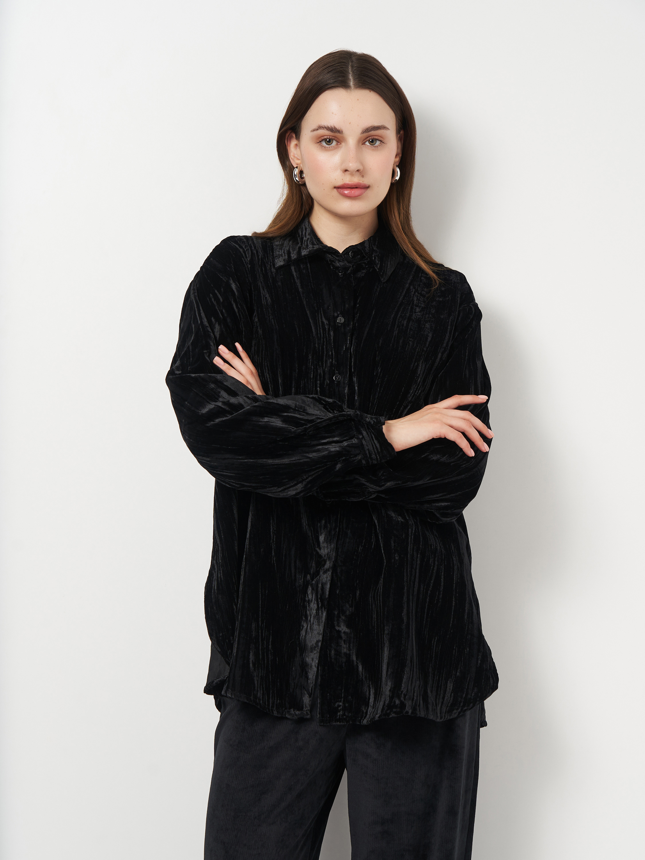 Сорочка жіноча Reserved 0694C-99X M Чорна від Rozetka на платформі USKIDKA Акція на Сорочка жіноча Reserved 0694C-99X M Чорна від Rozetka
