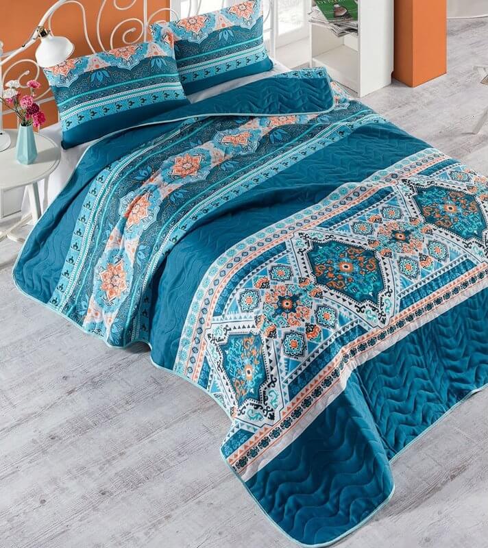 

Покрывало стеганое Eponj Home Rug yesil 200х220 с наволочками 50х70