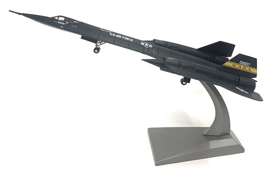 

Модель літак-розвідник Lockheed SR-71 Blackbird
