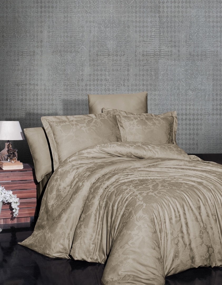 

Комплект постельного белья полуторный First Choice Jacquard SATIN Saral Bej 160х220 (FCS-0379)