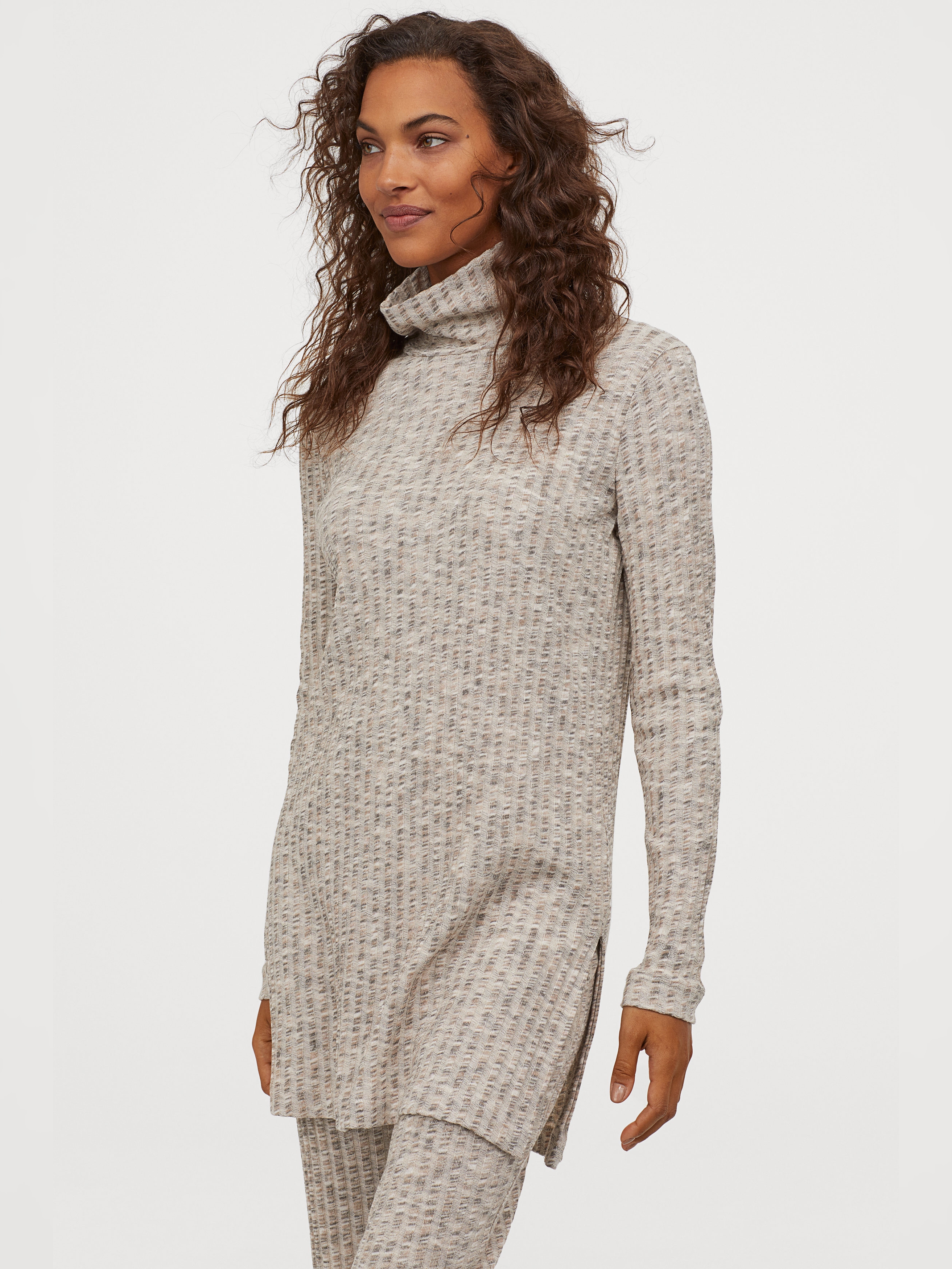 

Туника H&M -0807281-0 L Бежевая